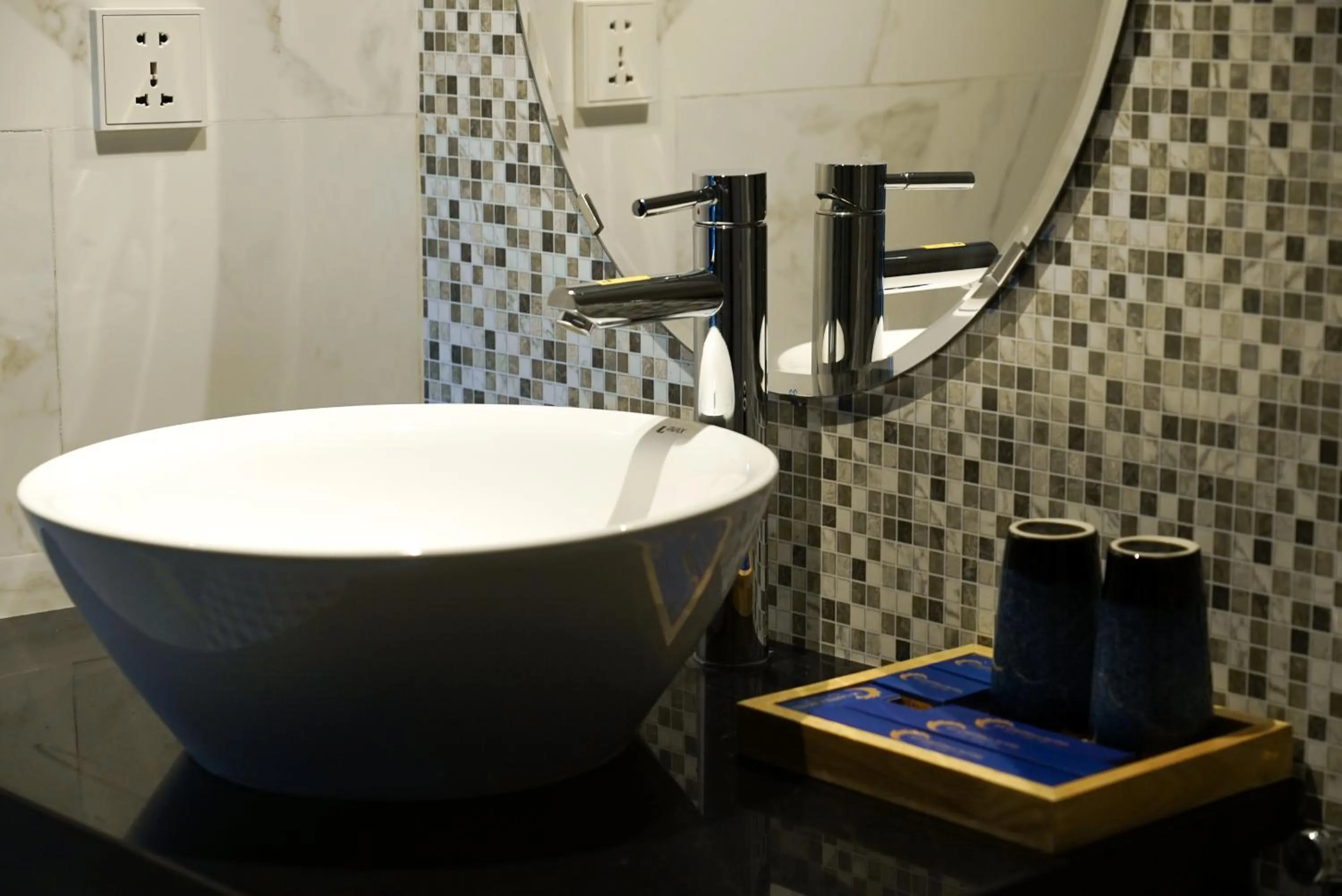 Area and facilities in Hanoi La Castela Hotel