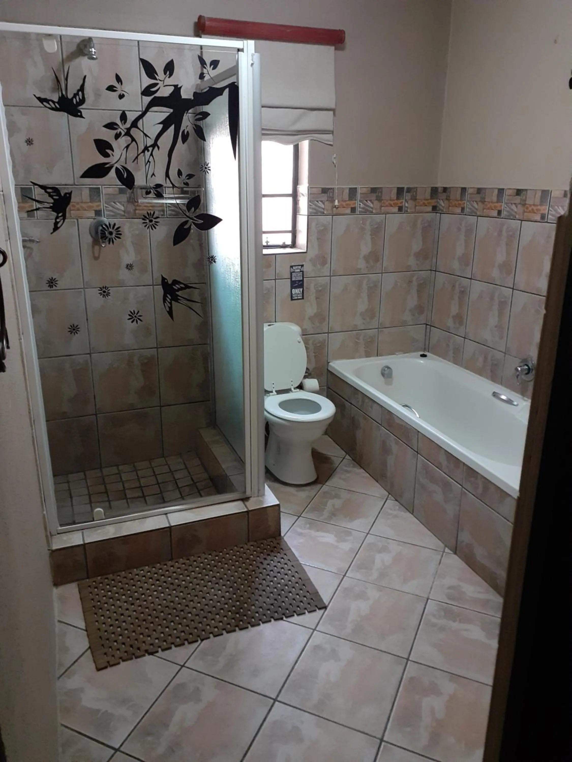 Shower in HomeBase Kruger