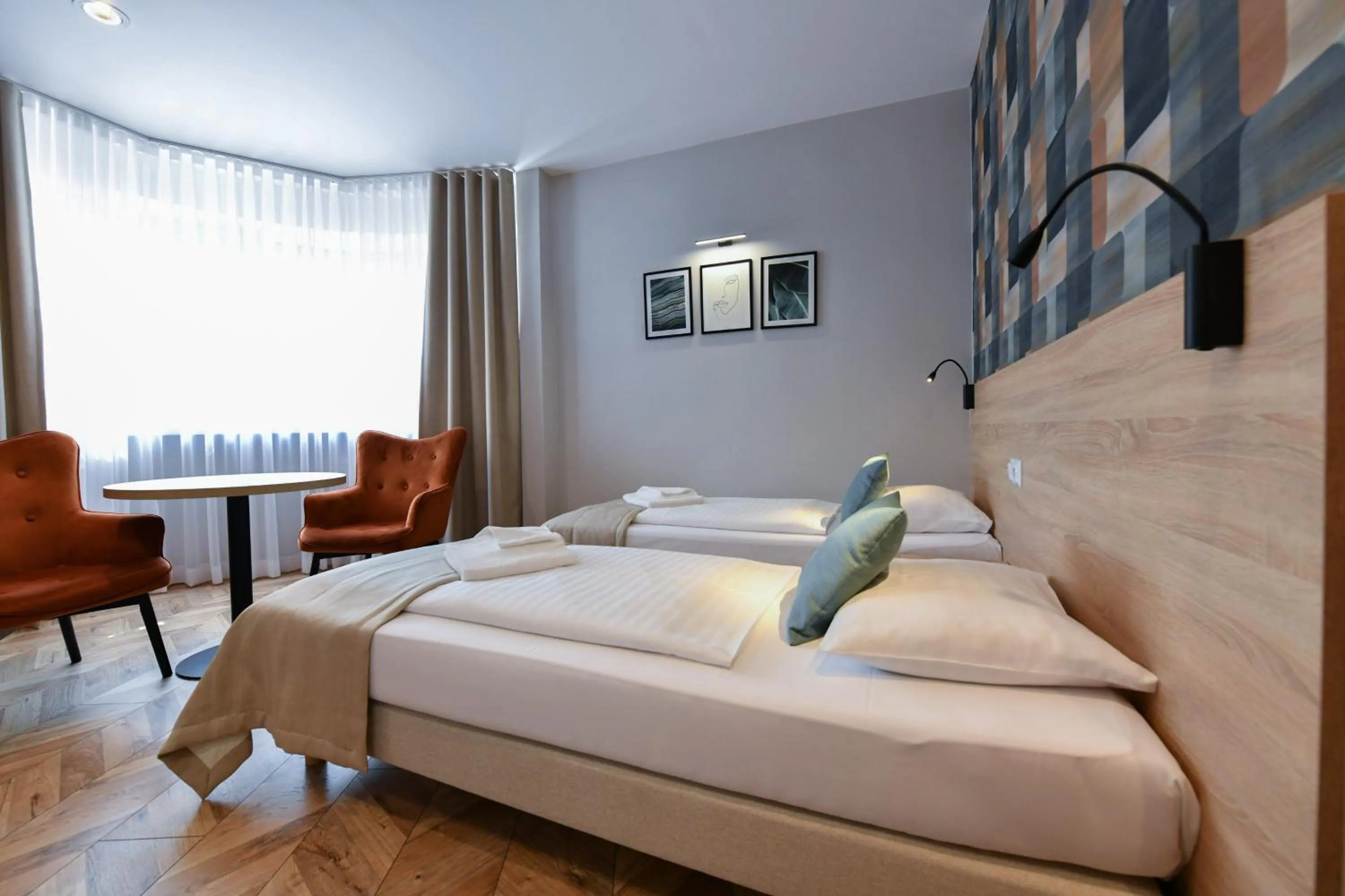 Seating area, Bed in Hotel Polonia