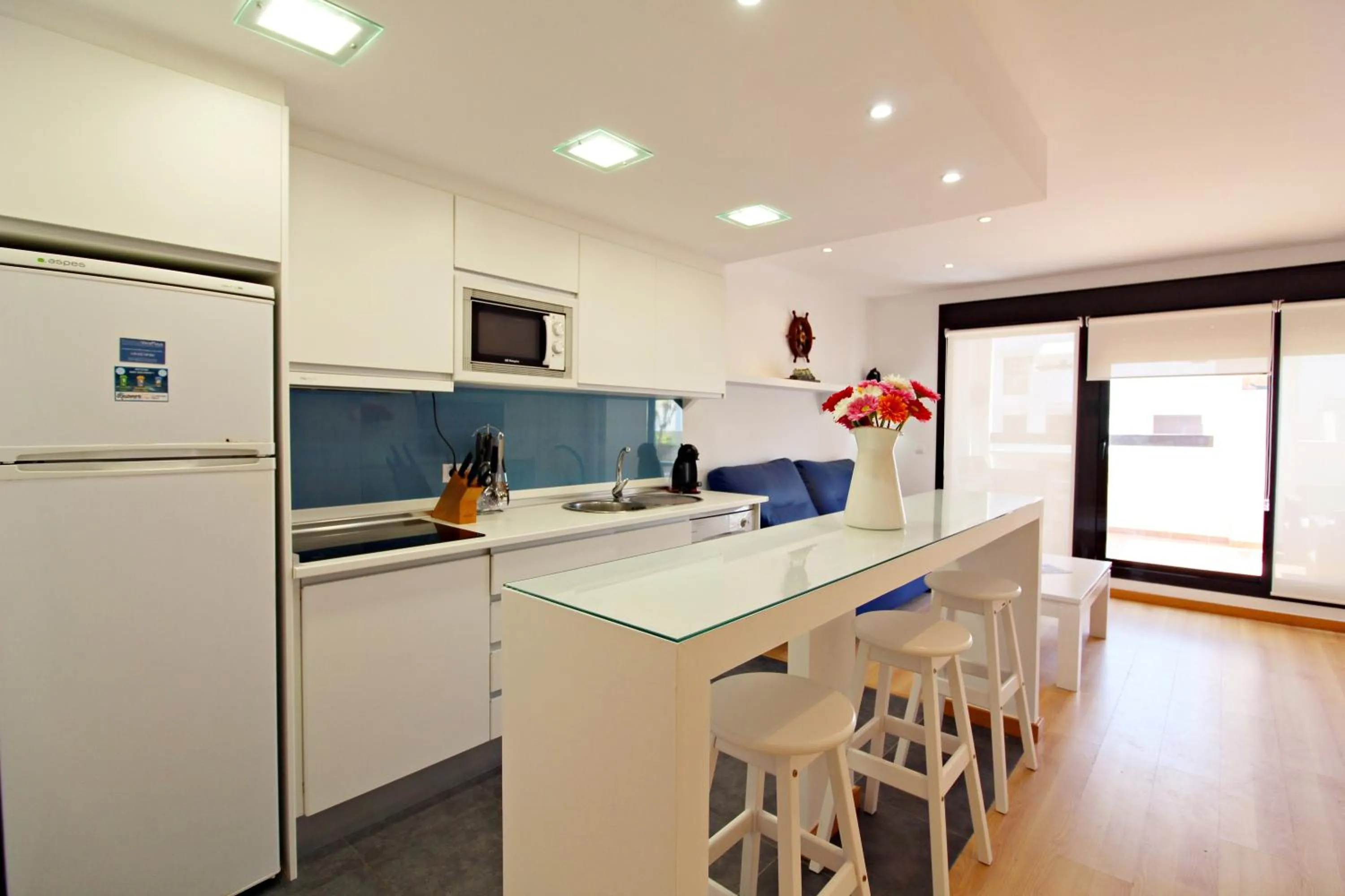 Kitchen or kitchenette in Apartamentos Alborada III