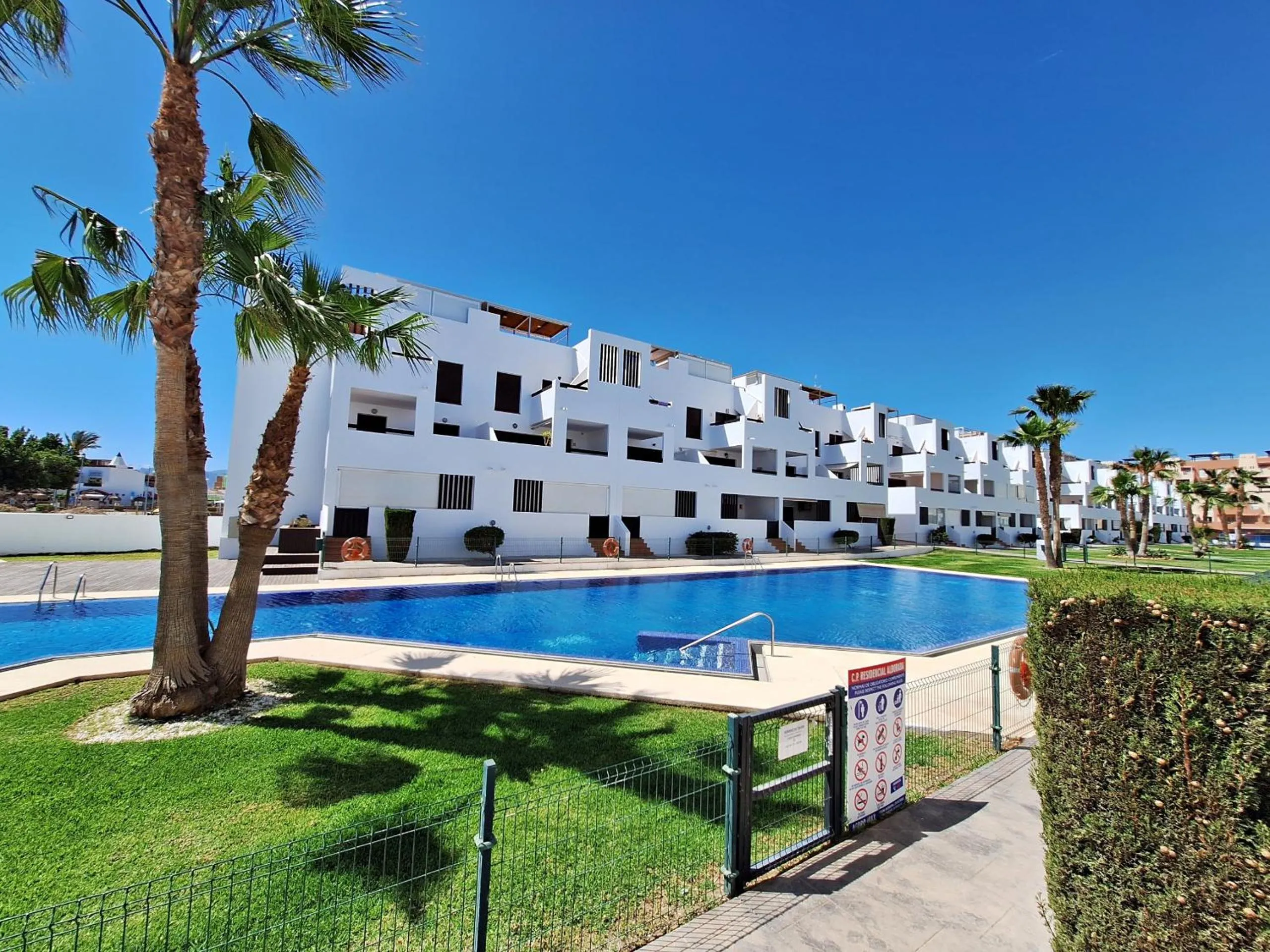 Swimming pool in Apartamentos Alborada III