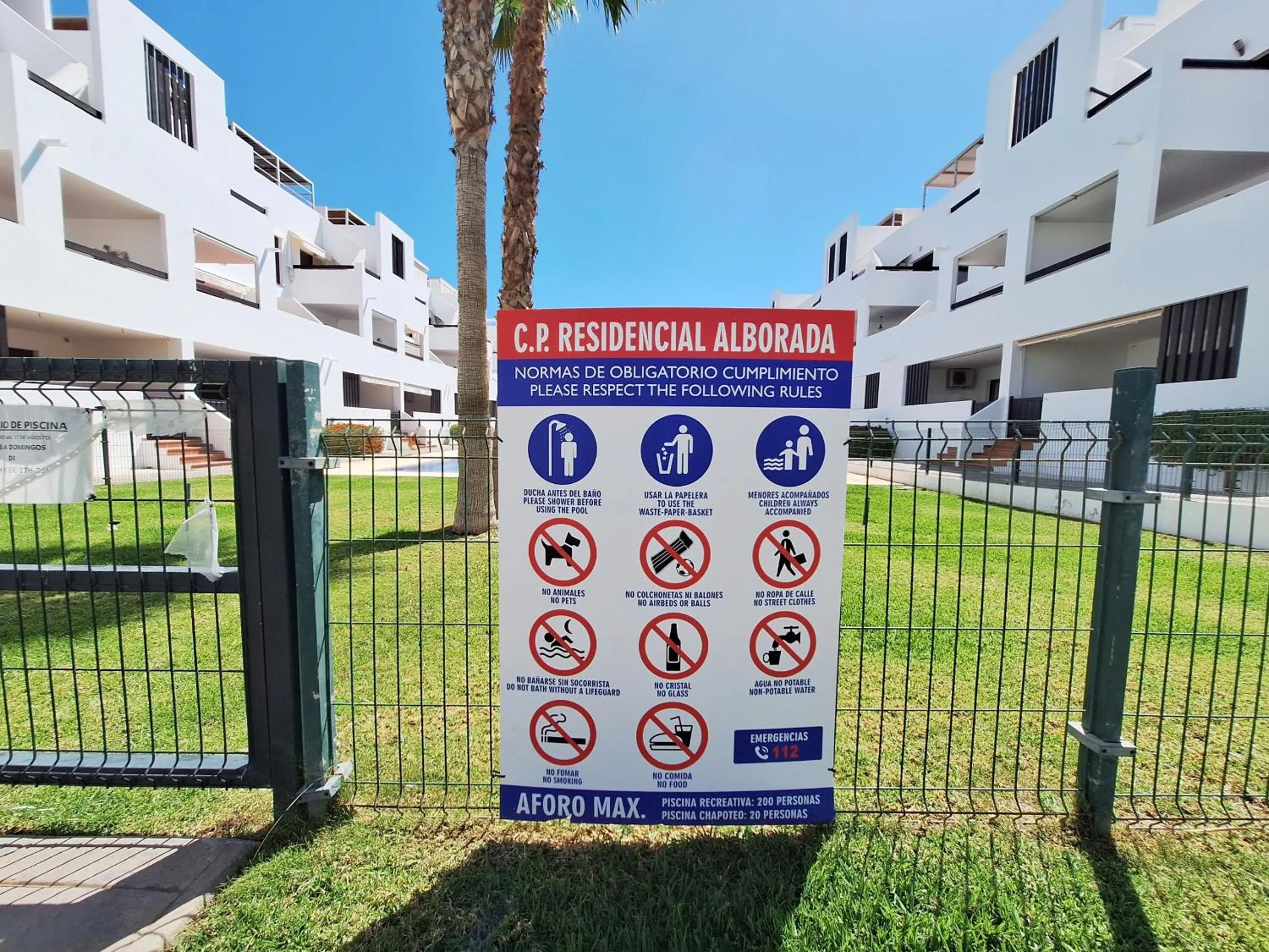 Swimming pool in Apartamentos Alborada III