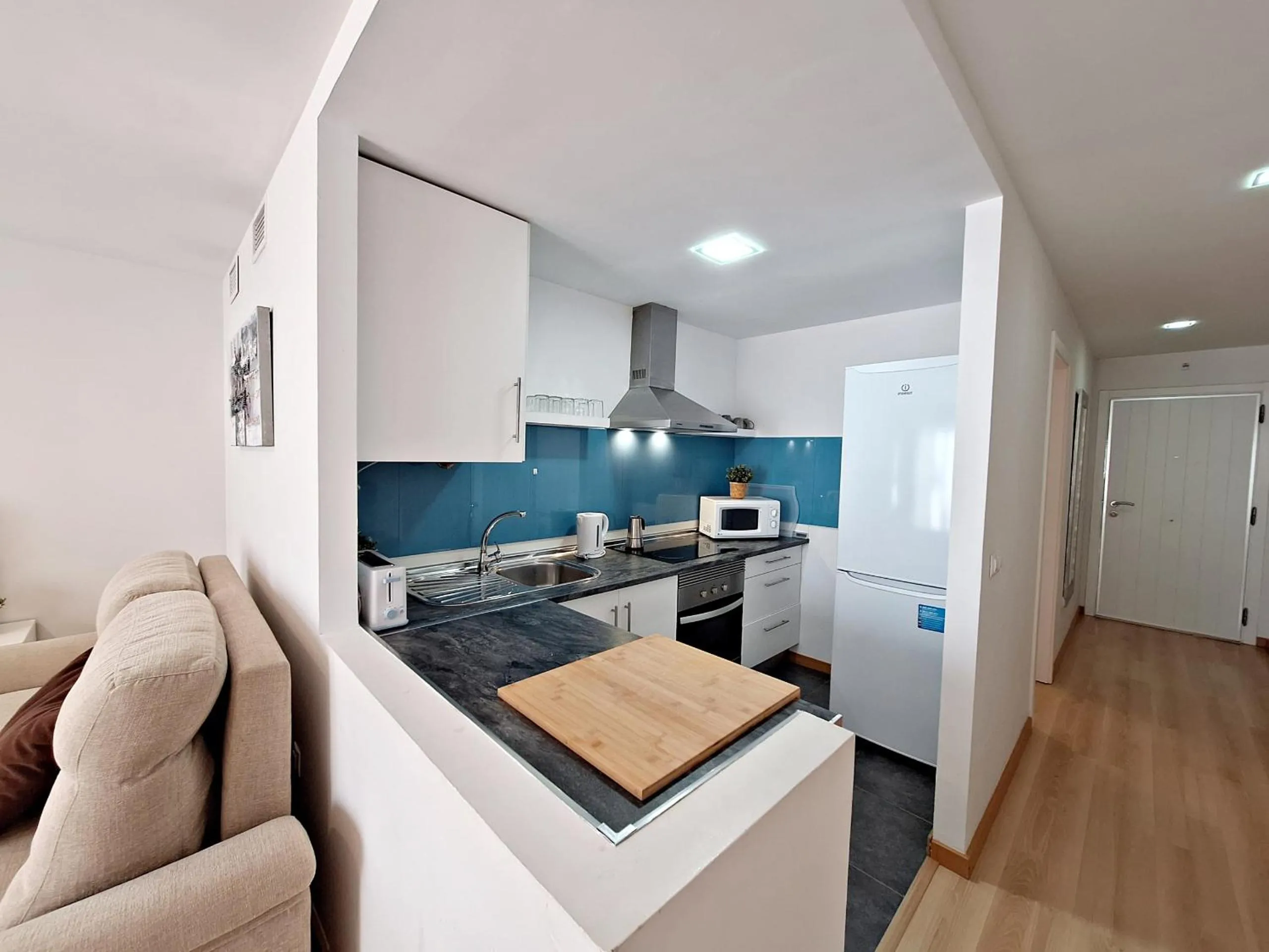 Kitchen or kitchenette in Apartamentos Alborada III