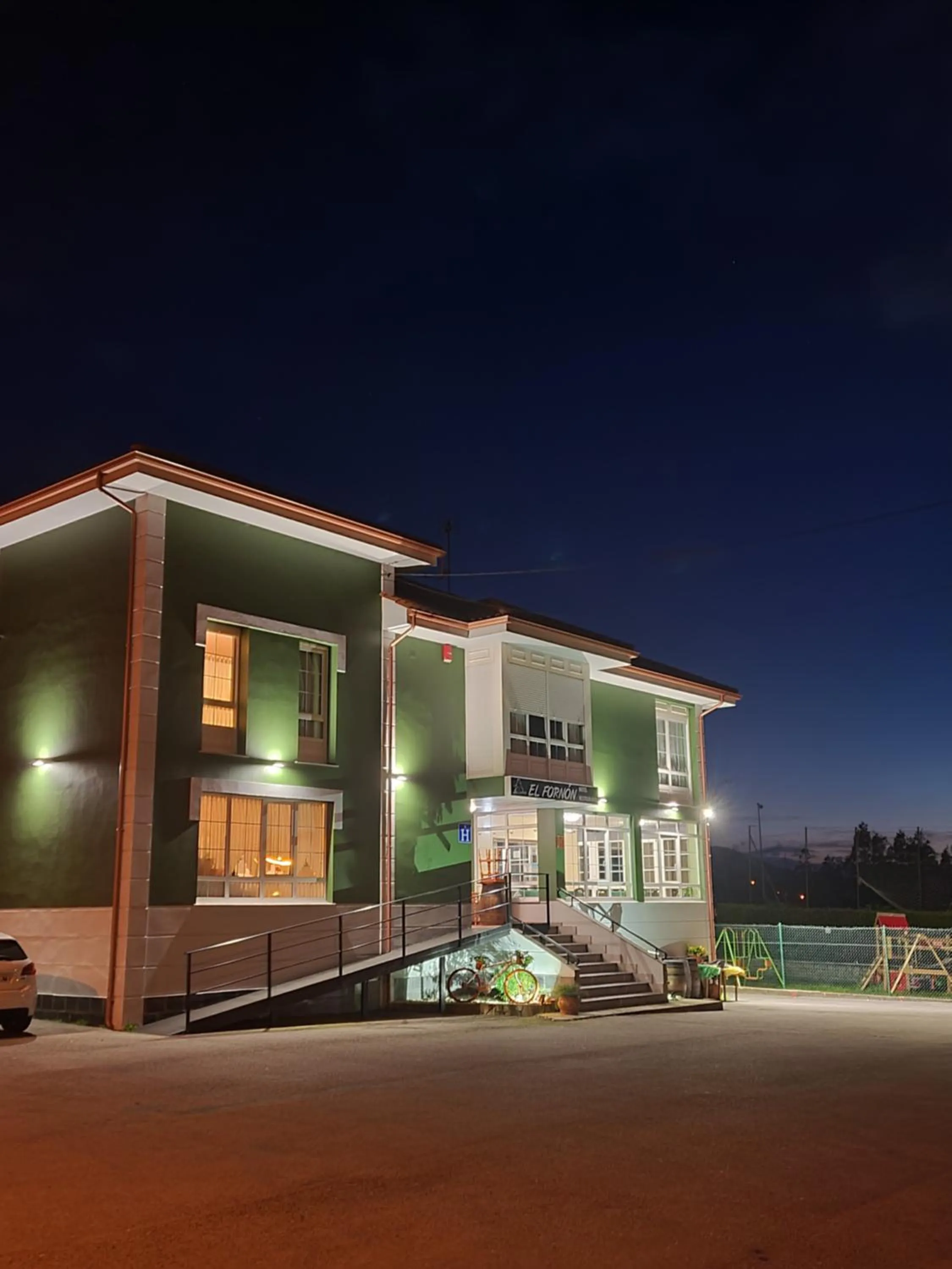 Property building in Hotel Restaurante el Fornon