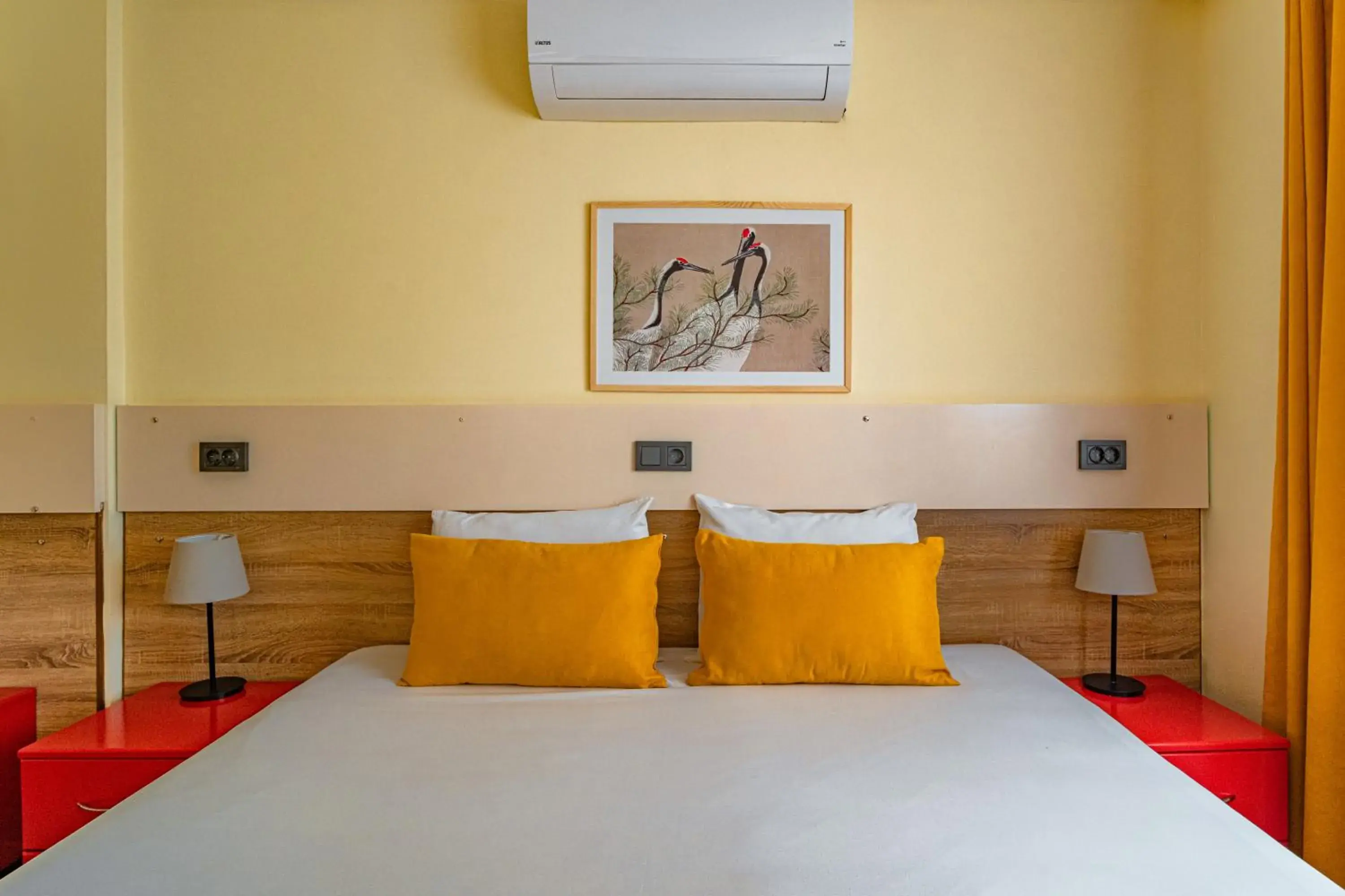 Family Room in Ten Apart Hotel Family Room in Ten Apart Hotel