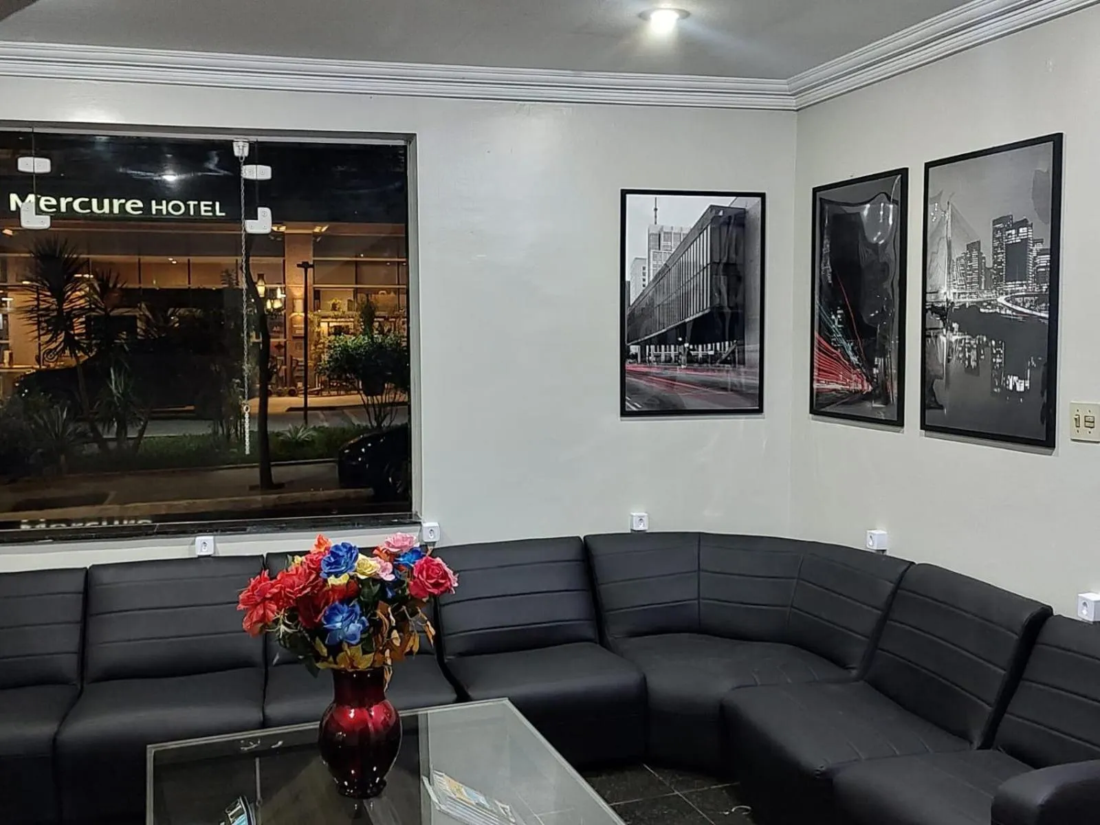 Lobby or reception in Center Plaza Hotel