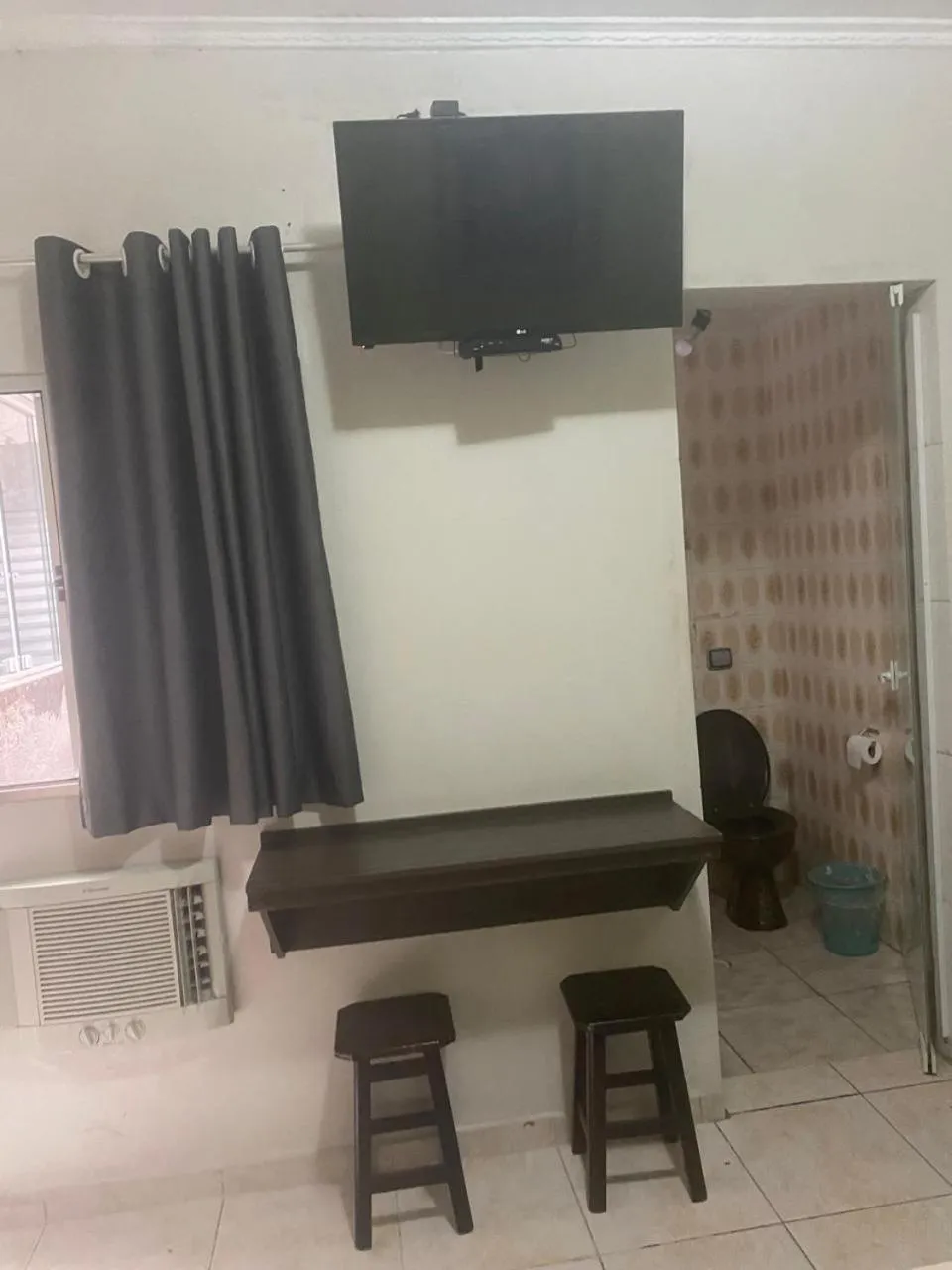 TV and multimedia in Center Plaza Hotel