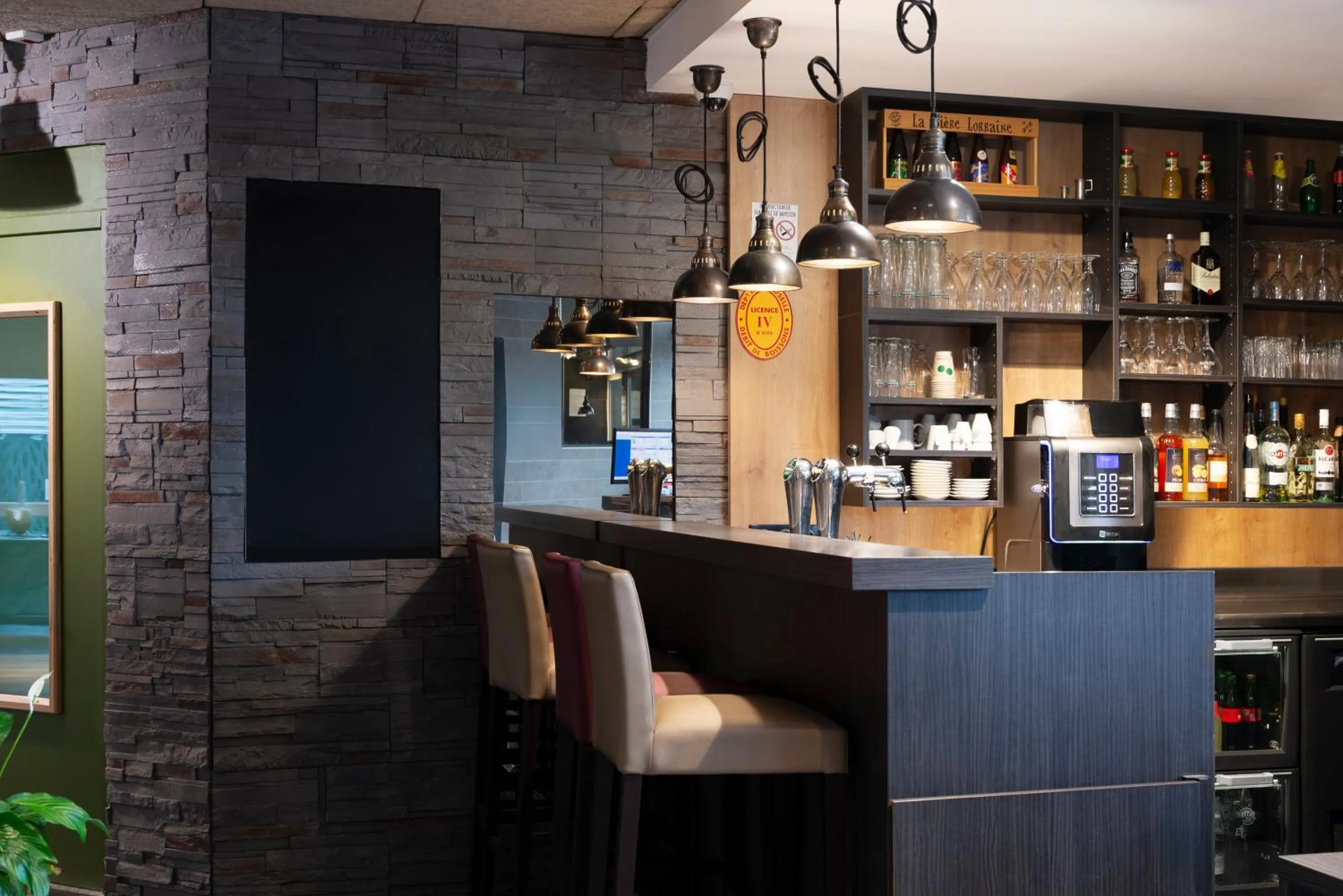 Lounge or bar in Campanile Metz Nord - Talange