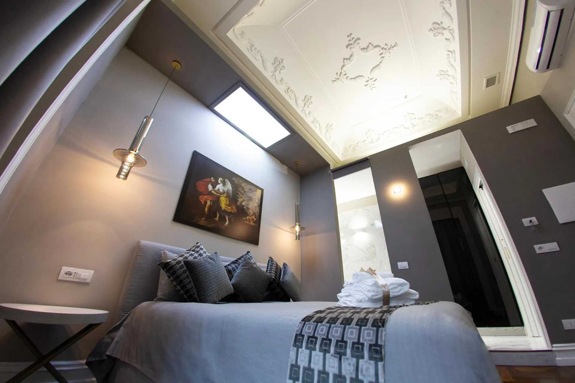 Bed in Leone Camere D'autore - CHIAIA