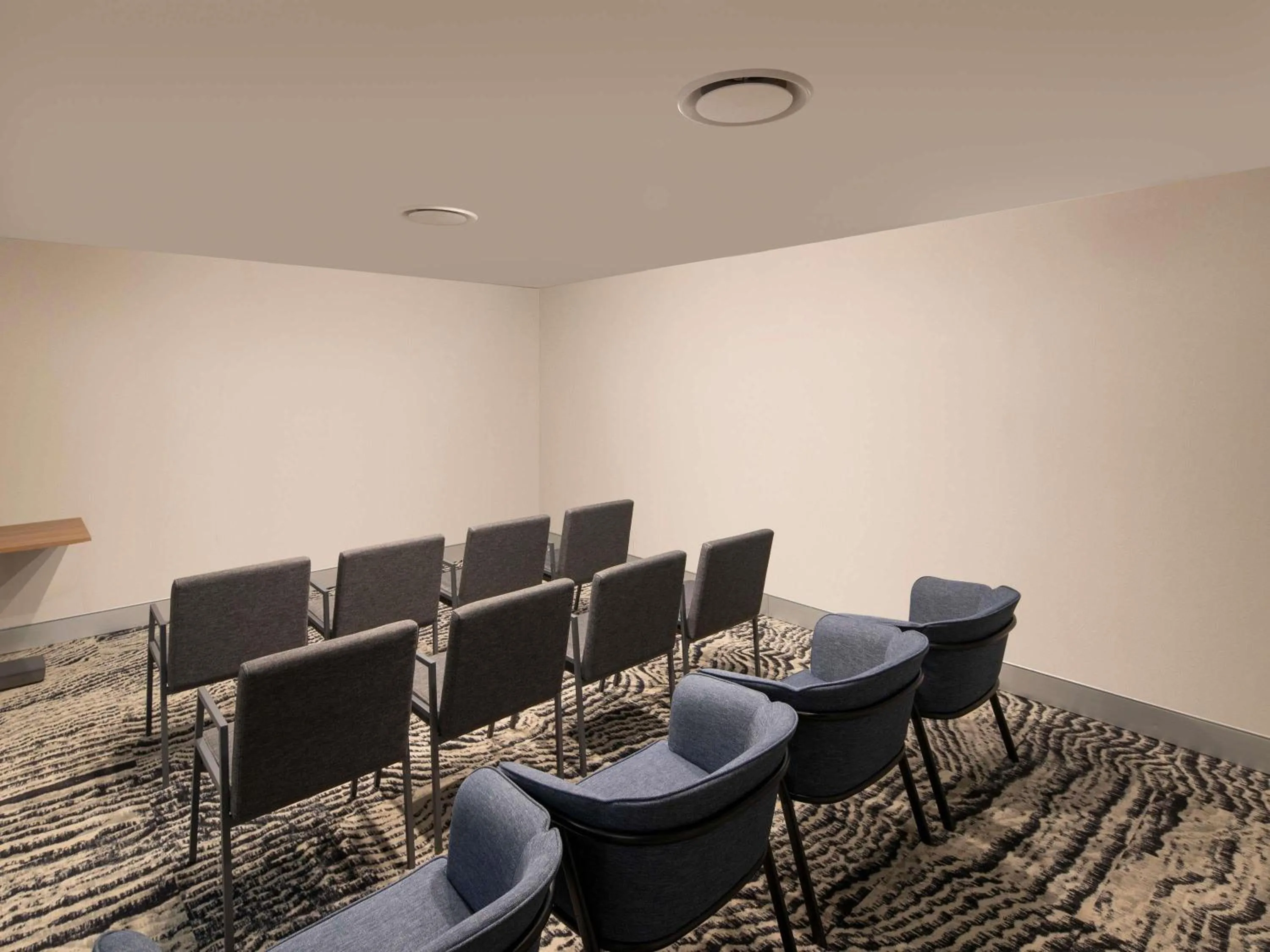 Meeting/conference room in Mercure Sydney Manly Warringah