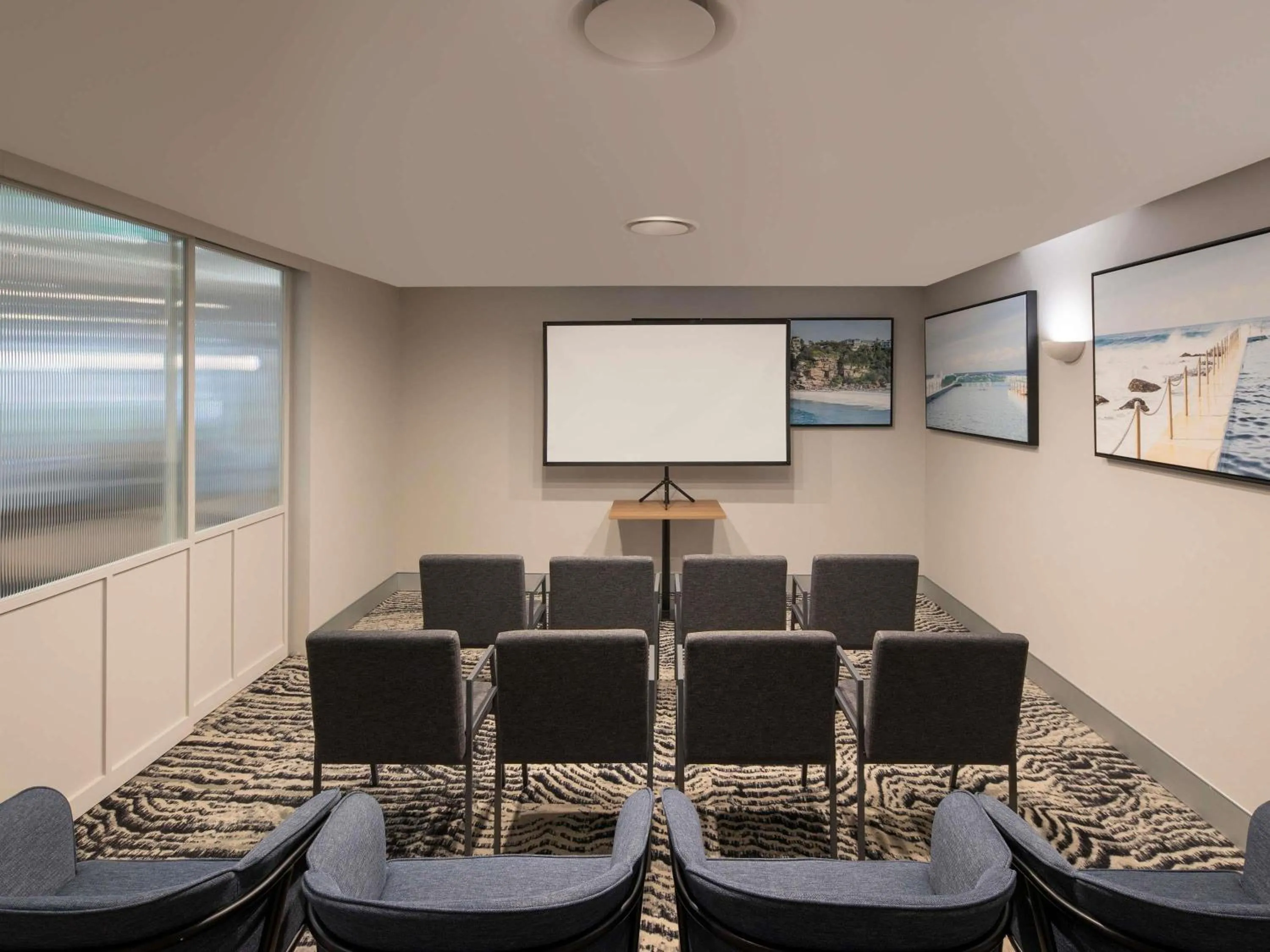 Meeting/conference room in Mercure Sydney Manly Warringah