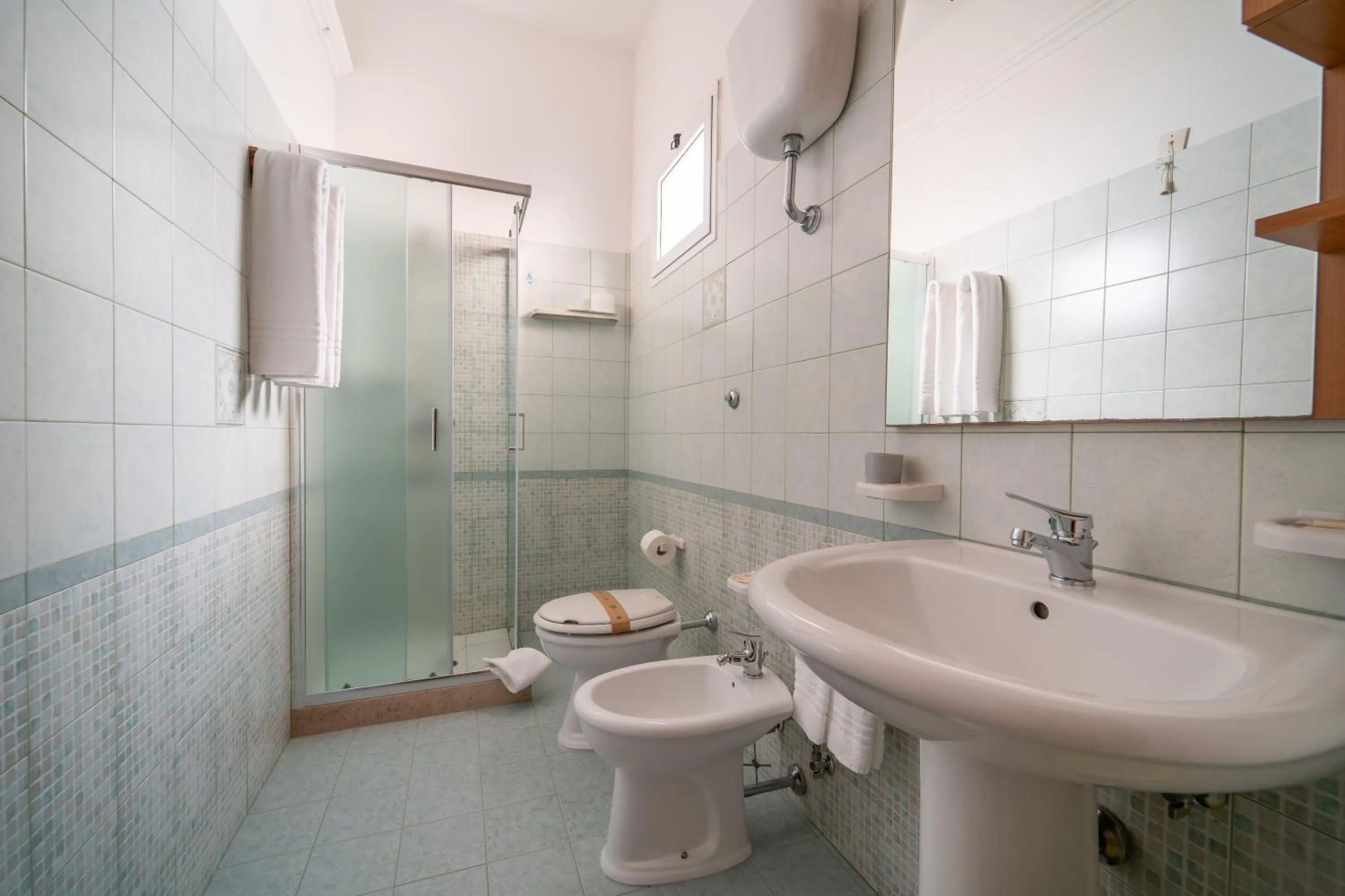 Bathroom in Hotel Costa D'Oro