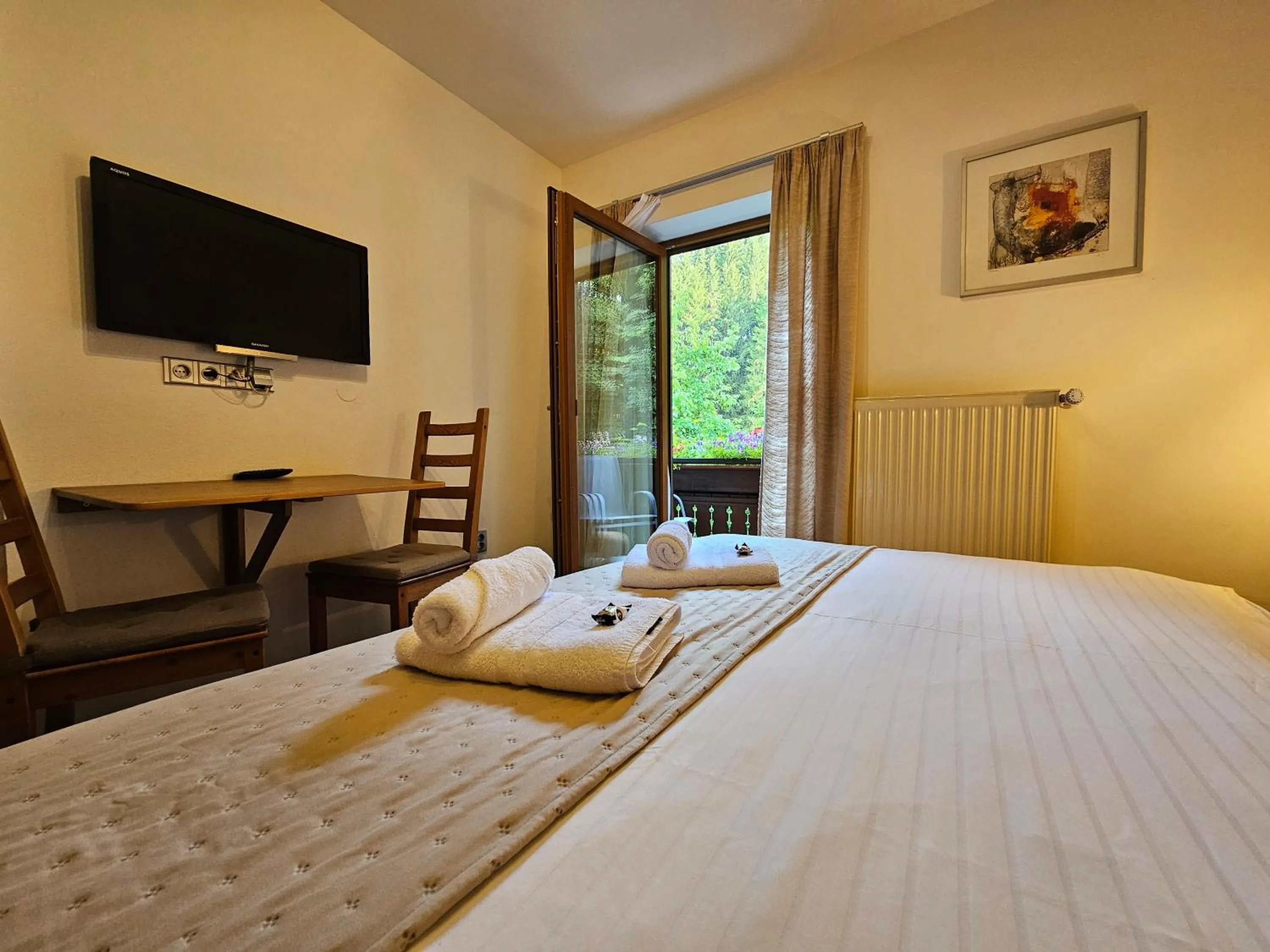 Studio with Balcony (2 Adults) in Ski&Bike Nassfeld Apartments