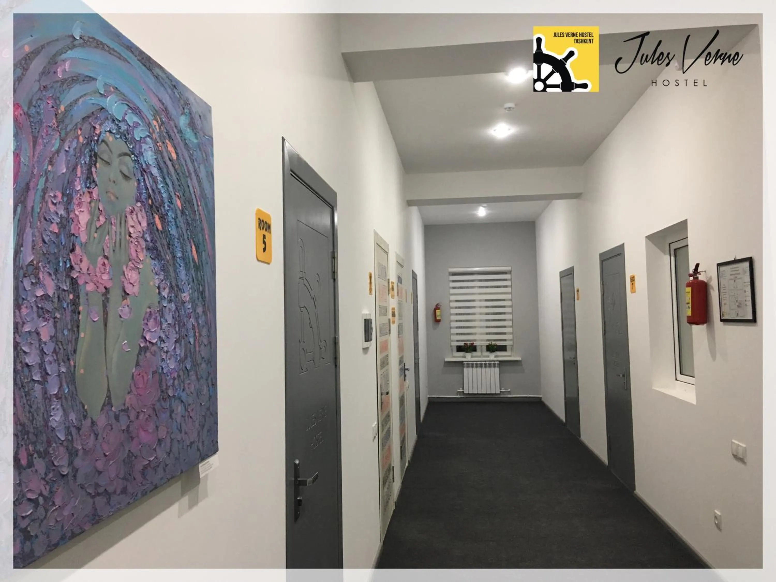 Decorative detail in Jules Verne Hostel