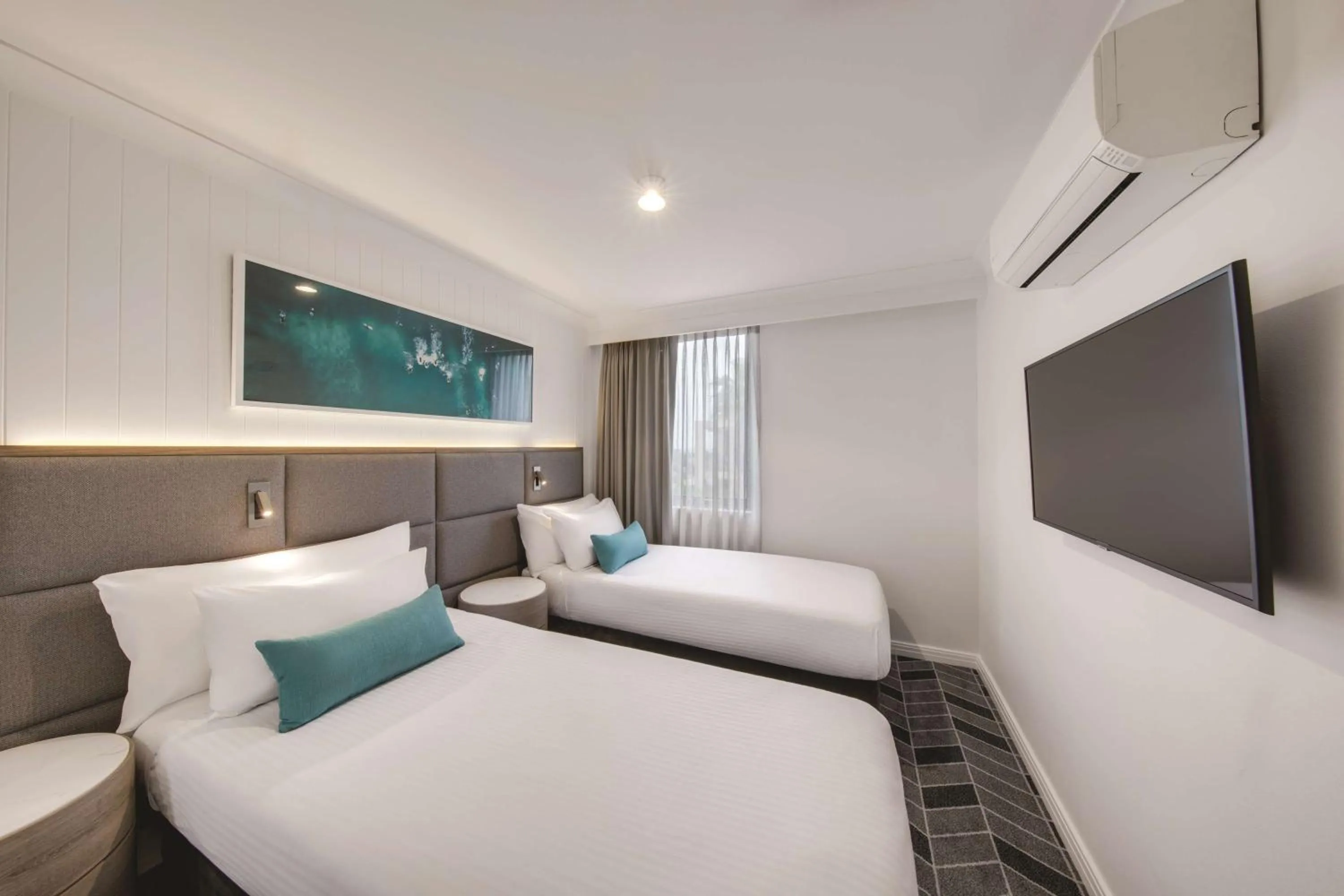 Bedroom, Bed in Adina Apartment Hotel Coogee Sydney