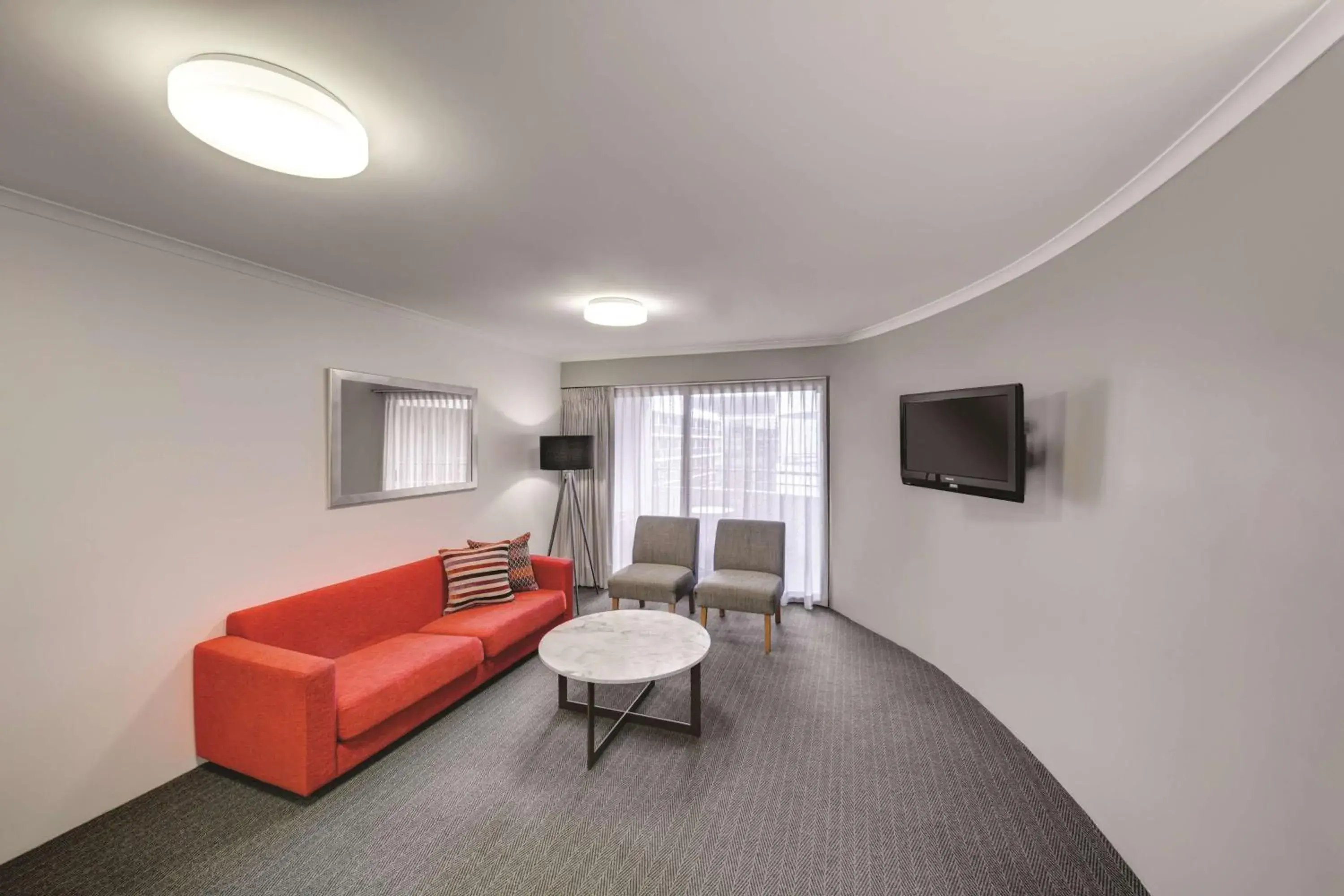 One-Bedroom Apartment with Spa Bath and Balcony in Adina Serviced Apartments Canberra James Court One-Bedroom Apartment with Spa Bath and Balcony in Adina Serviced Apartments Canberra James Court