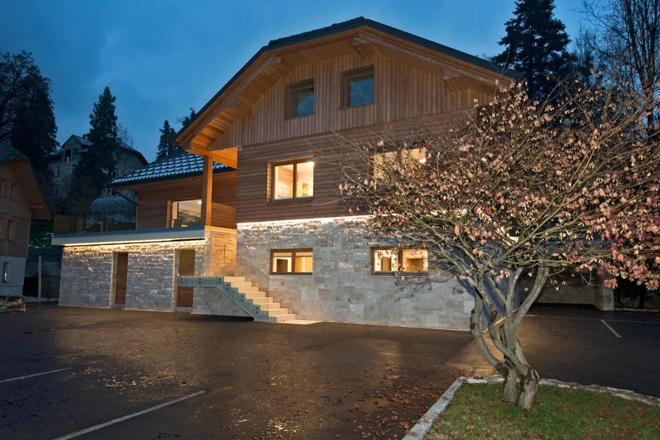 Property building in Vila Alpina