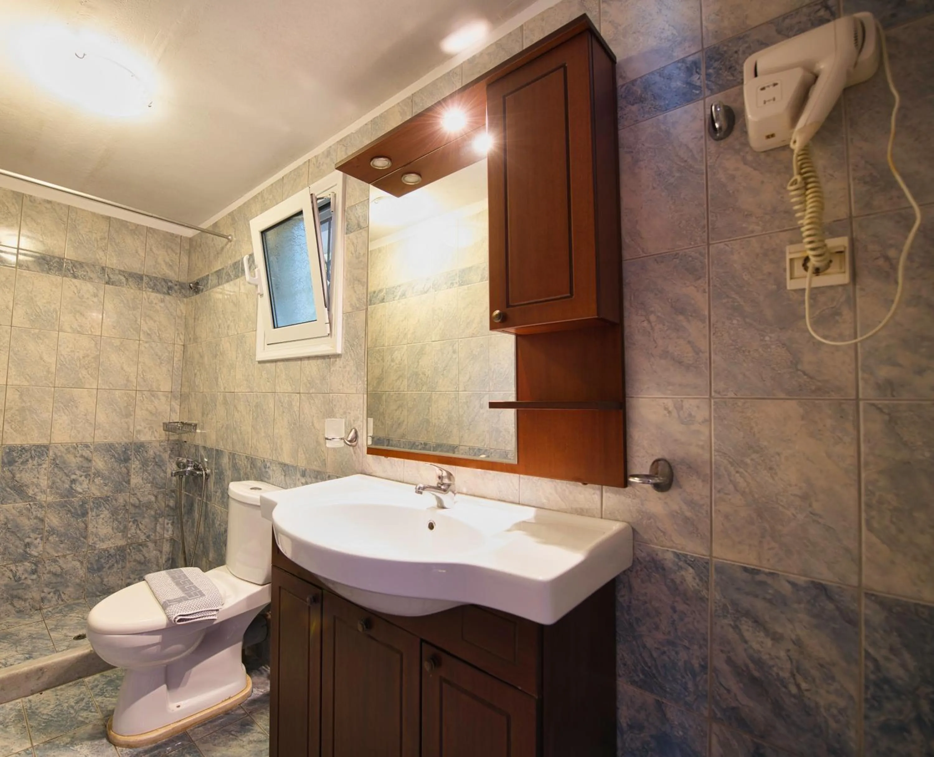 Shower in La Casa Di Nonna Anna