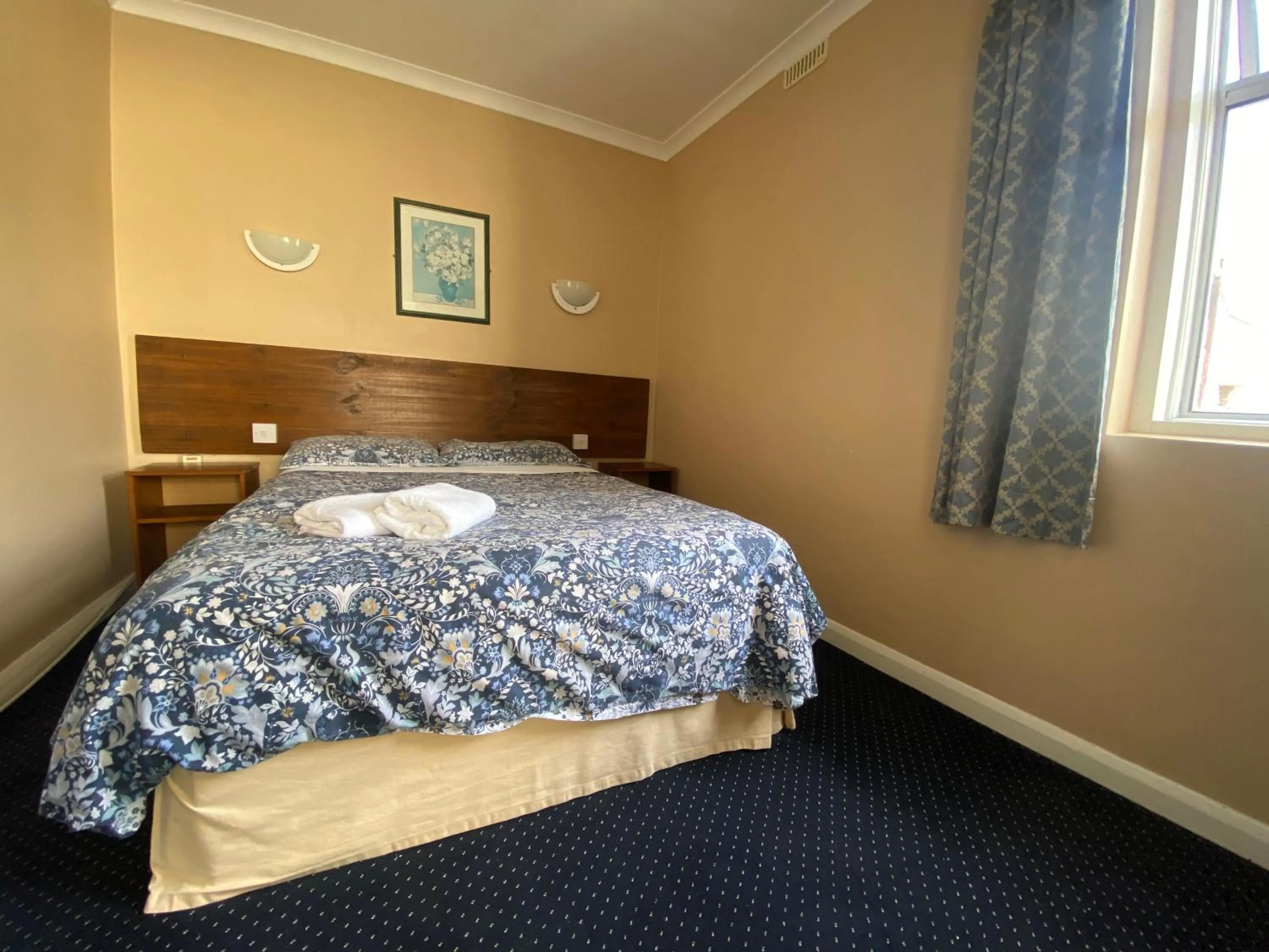 Bedroom, Bed in OYO Gran Canaria Hotel