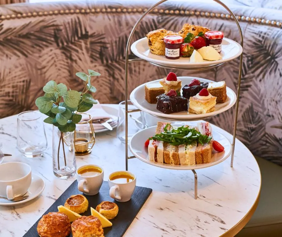 Food and drinks in Shaw Hill Hotel Golf And Country Club