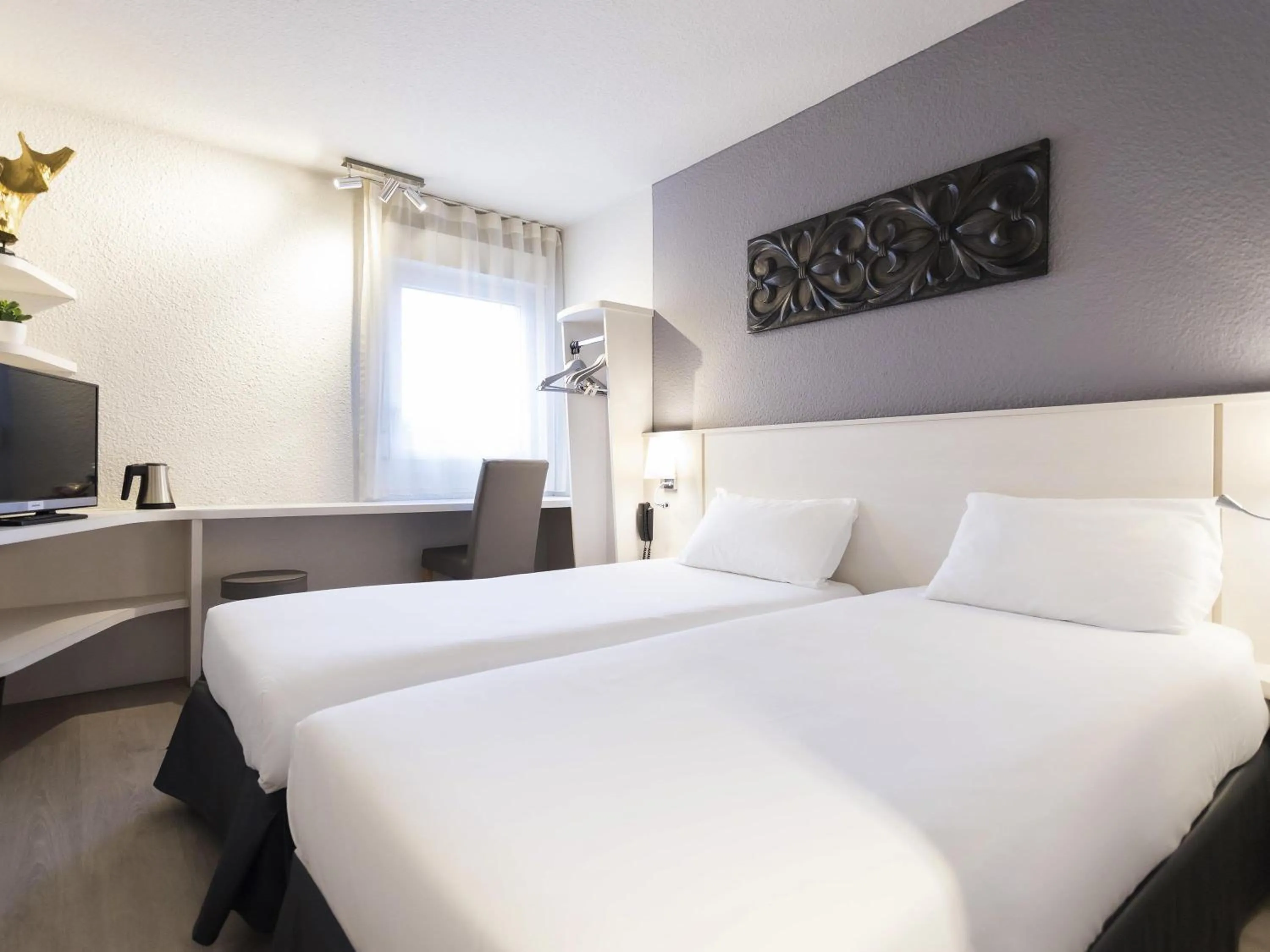 Bedroom, Bed in ibis Styles Strasbourg Nord Palais des Congrès