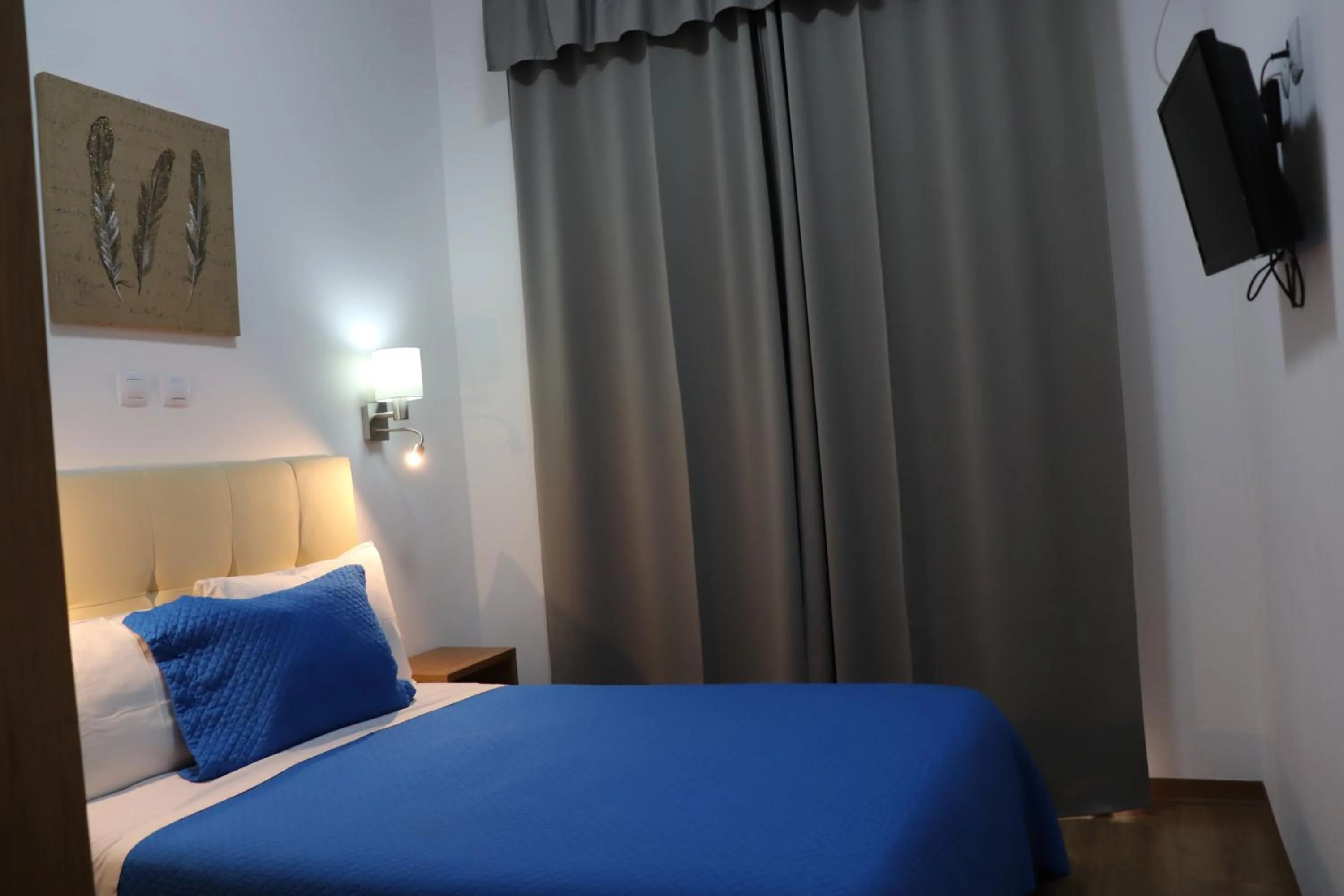 Photo of the whole room, Bed in Hotel Belém Tejo - Setubalense