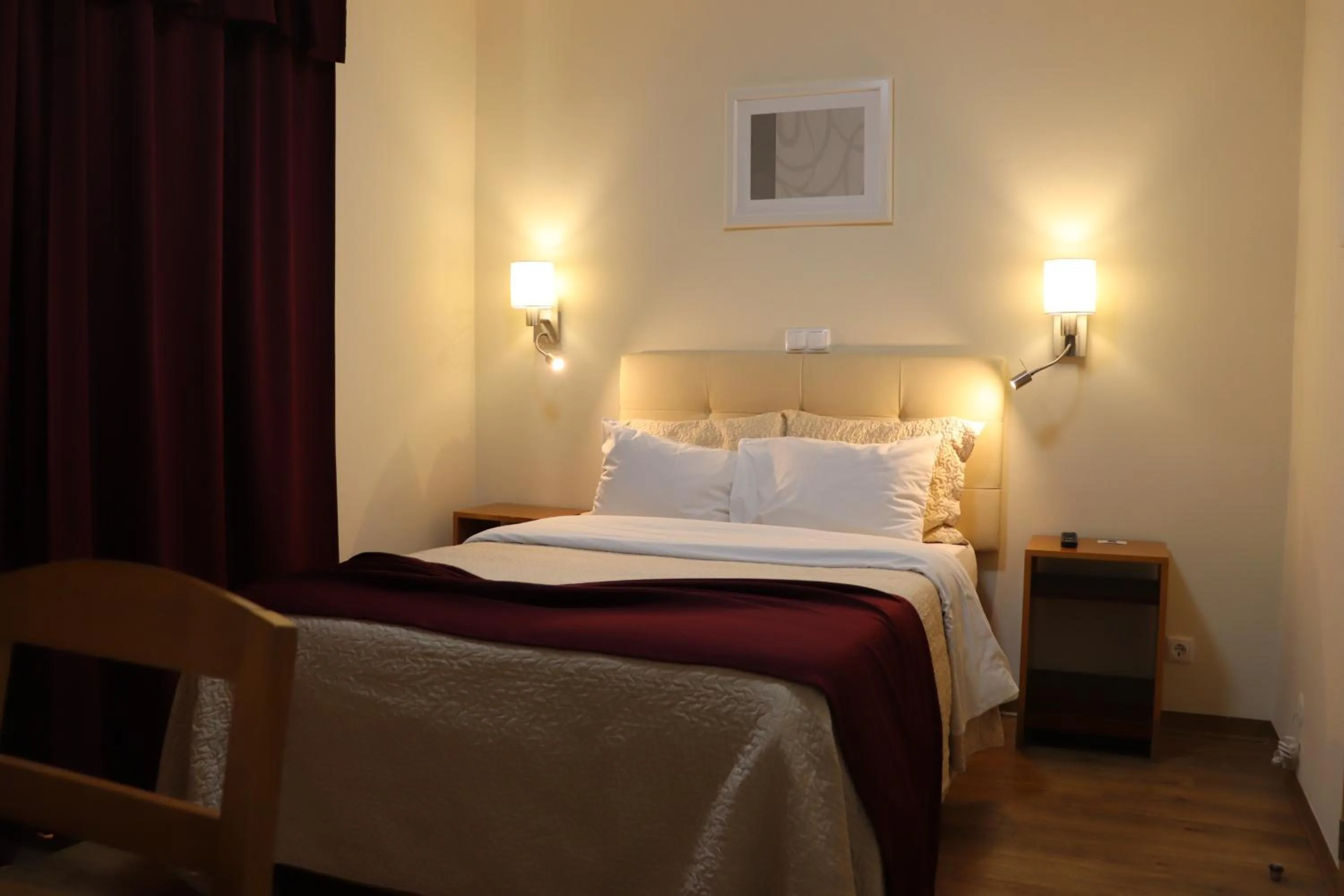 Decorative detail, Bed in Hotel Belém Tejo - Setubalense