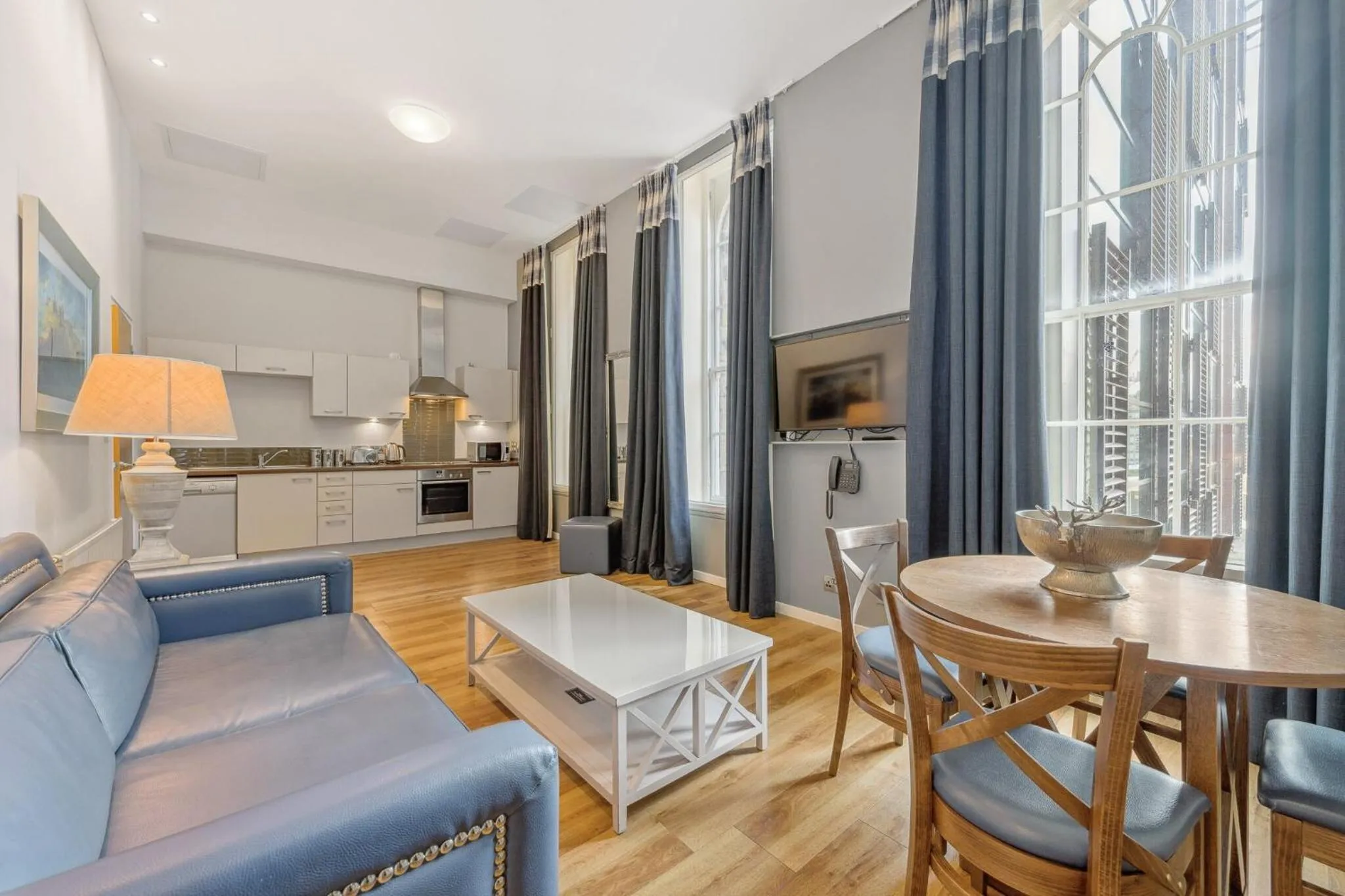 Living room in Princes Street Suites