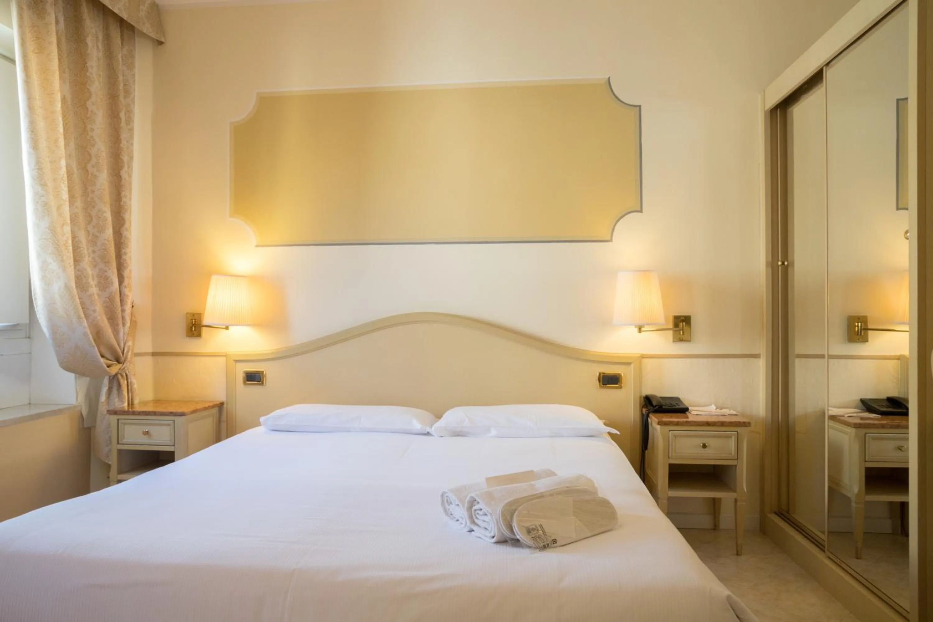 Bedroom, Bed in Ena Hotel