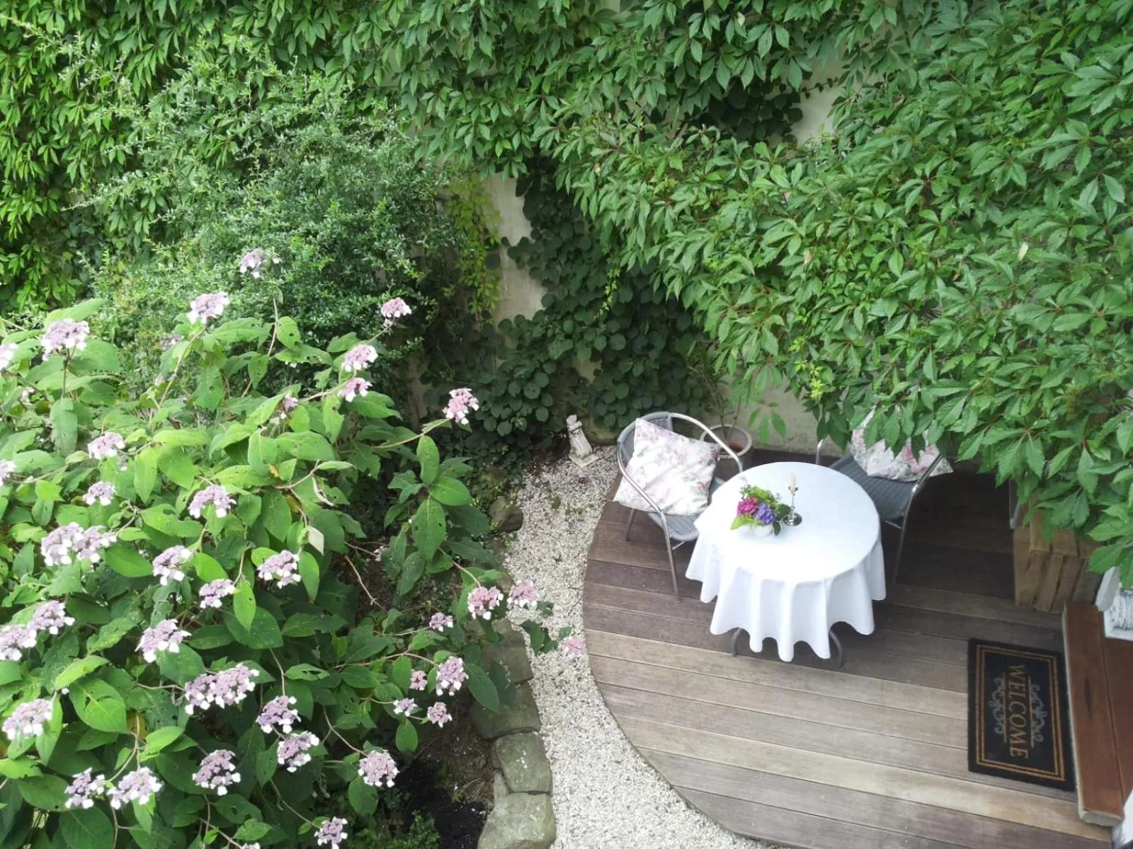 Garden in Gästezimmer Am Hüstert