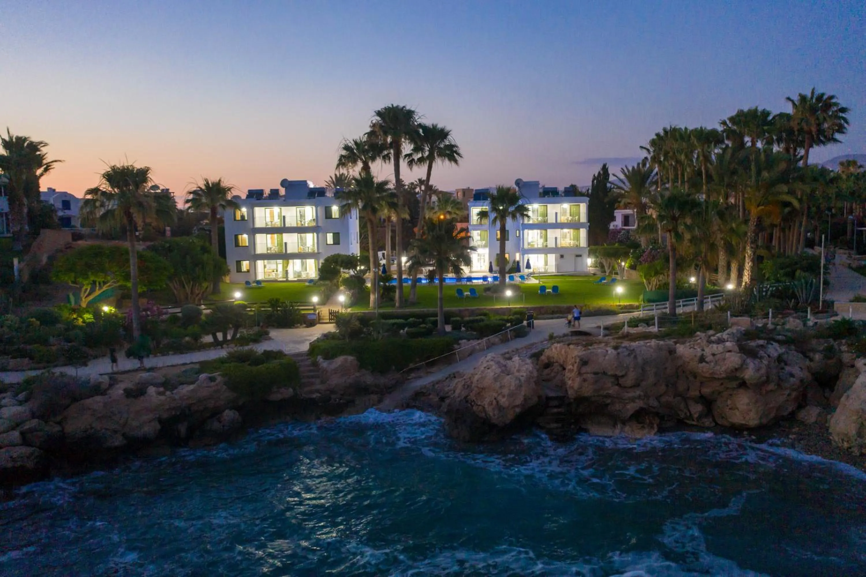 Rododafni Beach Apartments