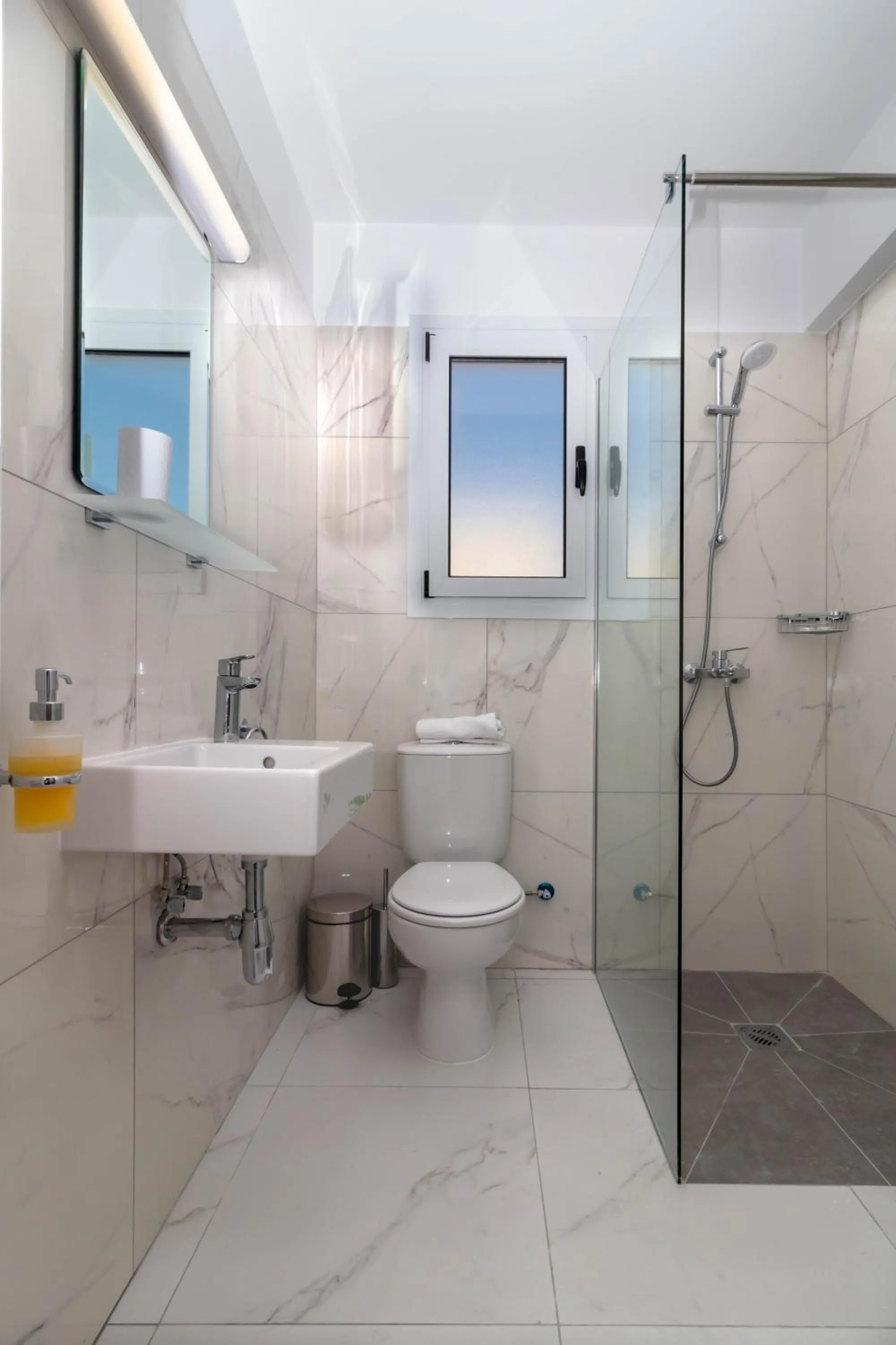 Rododafni Beach Apartments