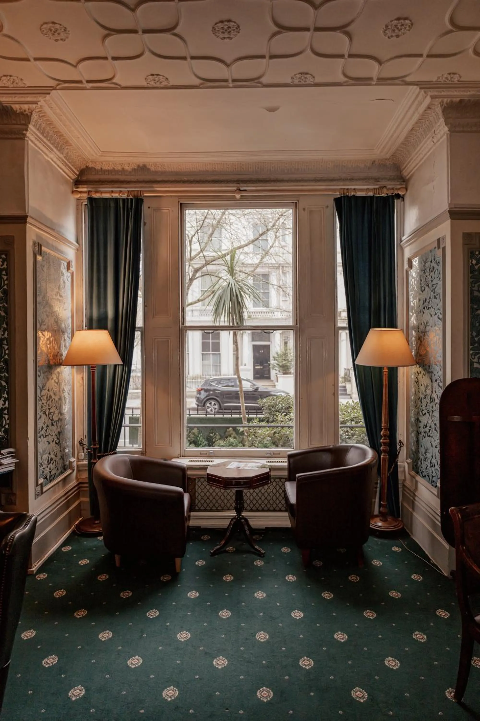 London Visitors Hotel