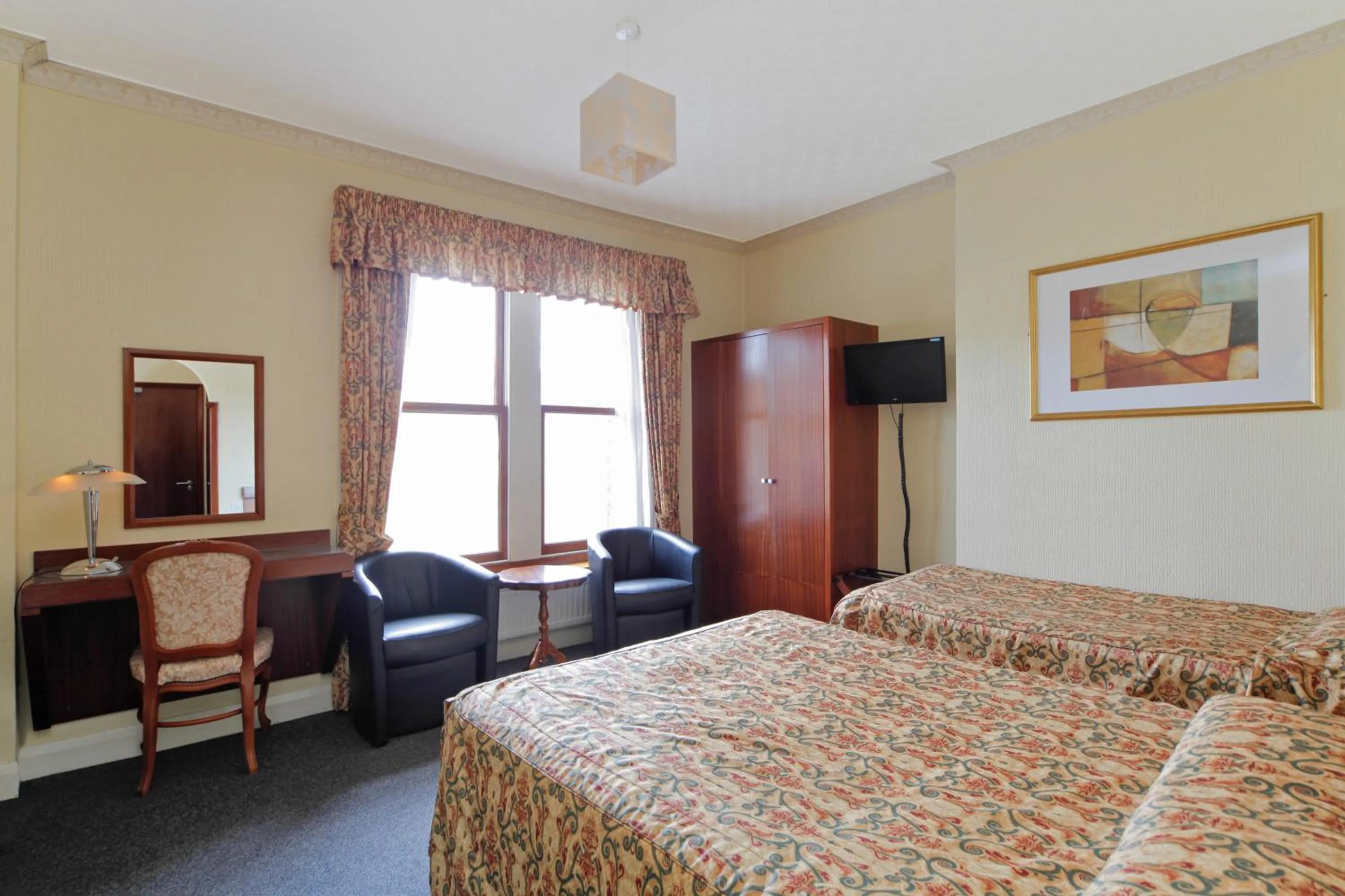 Other, Bed in London Visitors Hotel