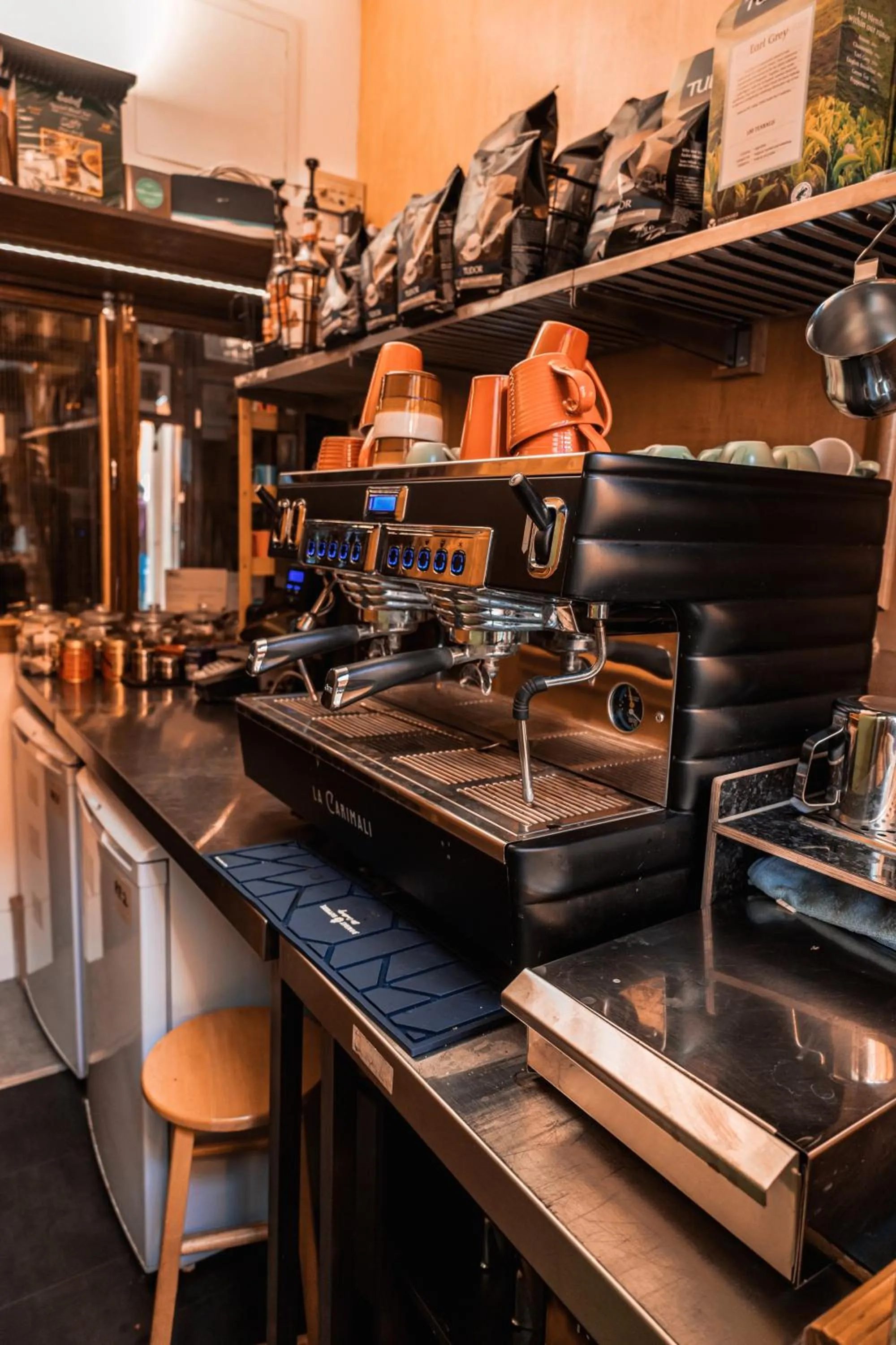 London Visitors Hotel