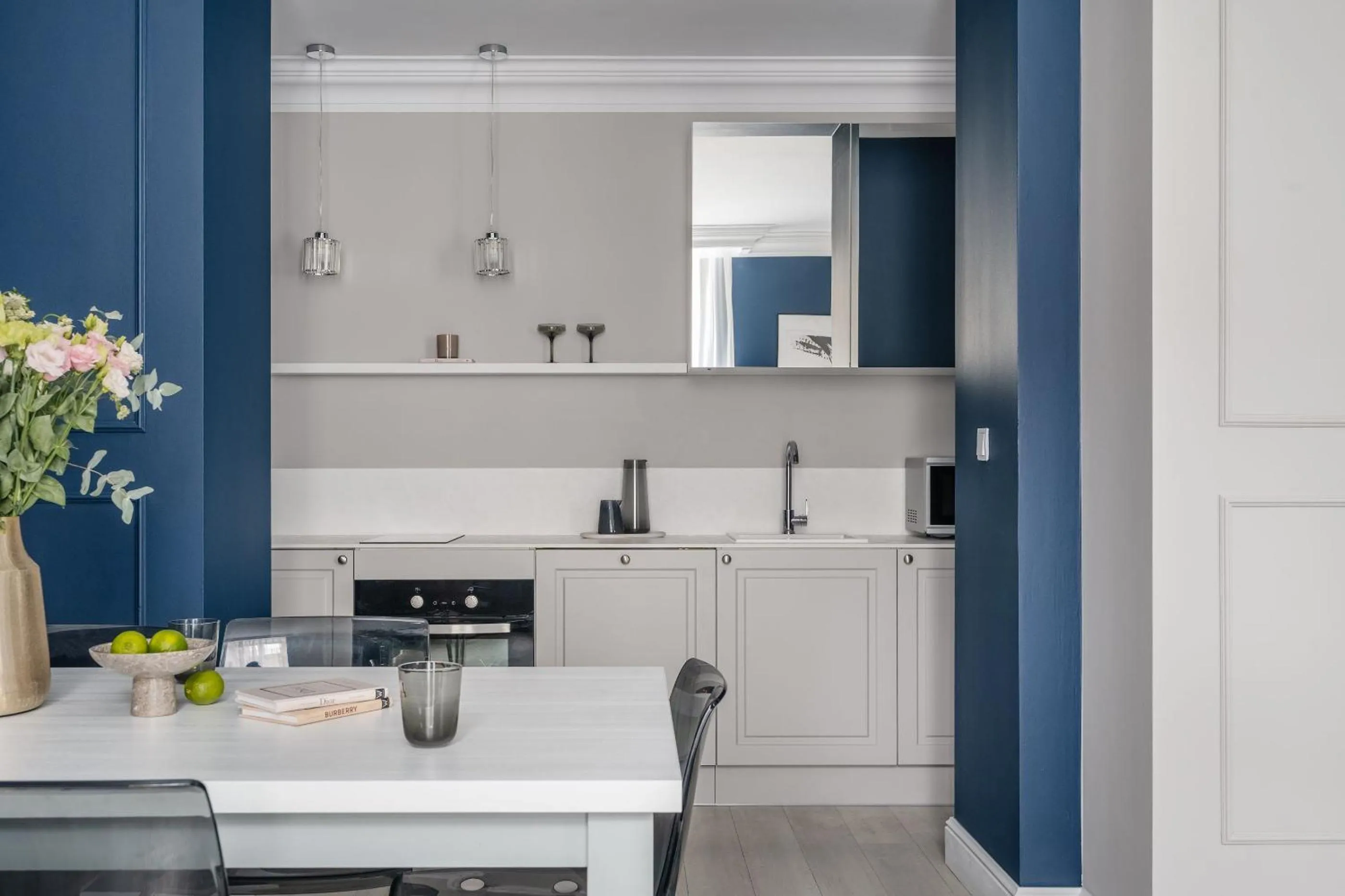 Kitchen or kitchenette in District17 - LoftAffair Collection