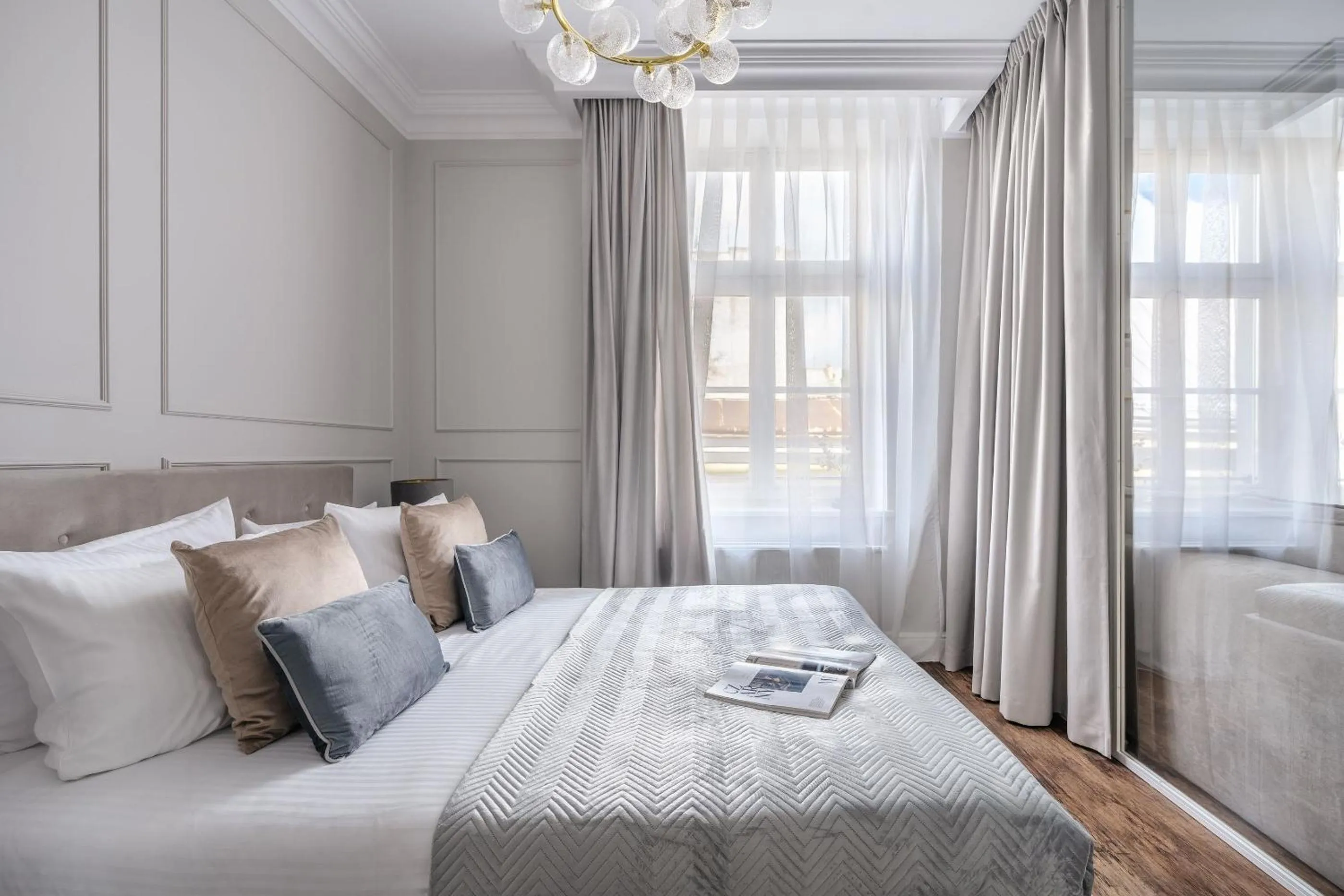 Bed in District17 - LoftAffair Collection