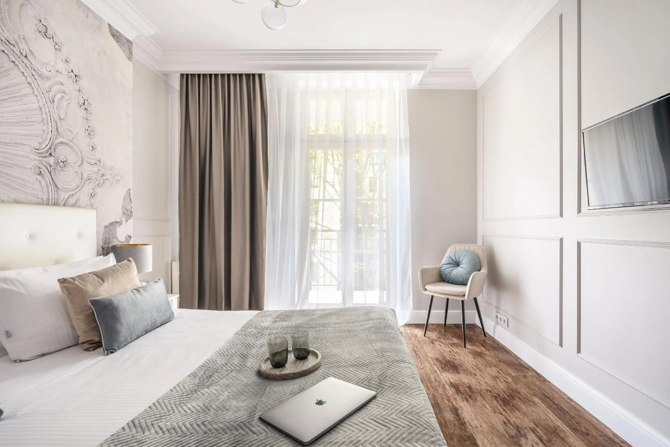 Bed in District17 - LoftAffair Collection