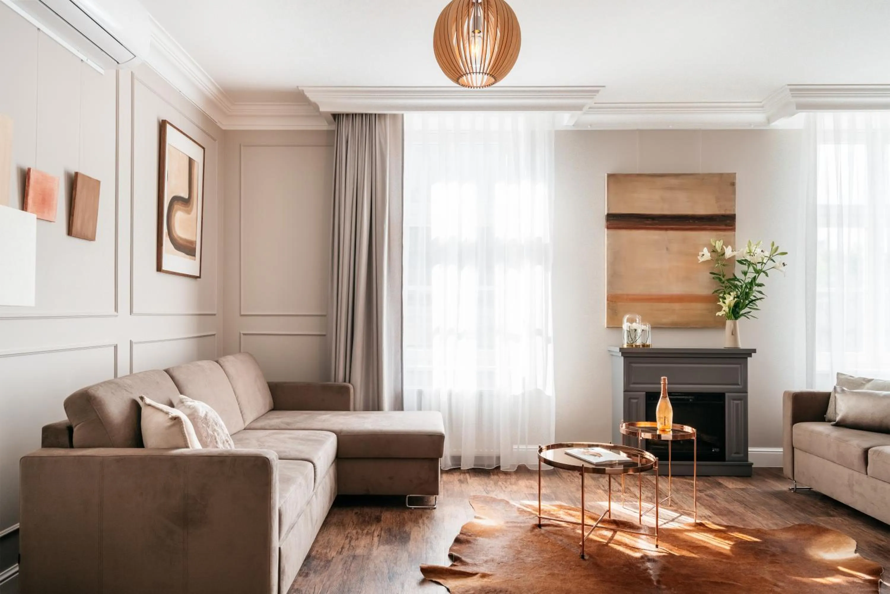 "Dorsoduro" apartment with blacony and fireplace in District17 - LoftAffair Collection