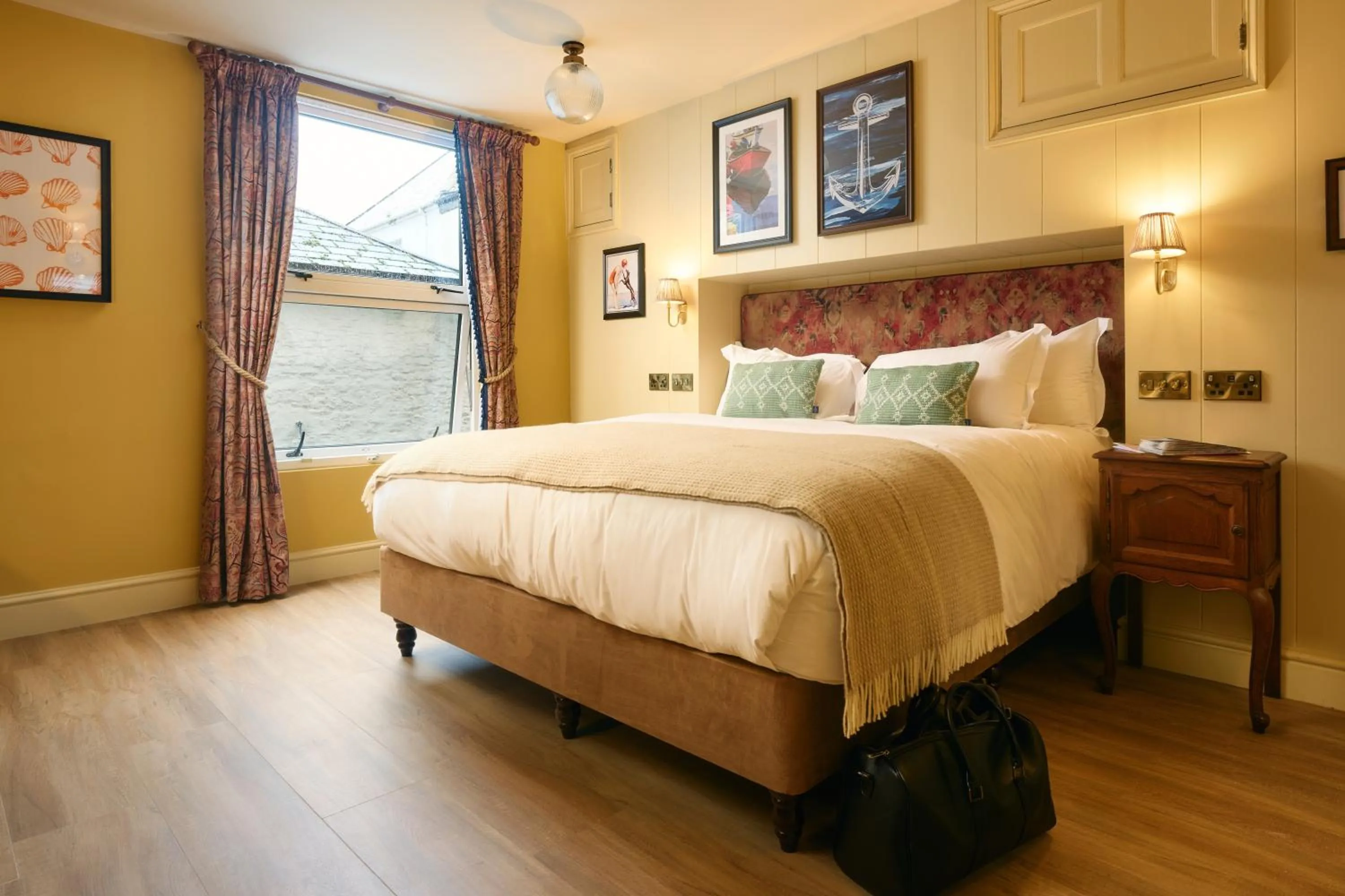 Bedroom, Bed in The Royal Castle