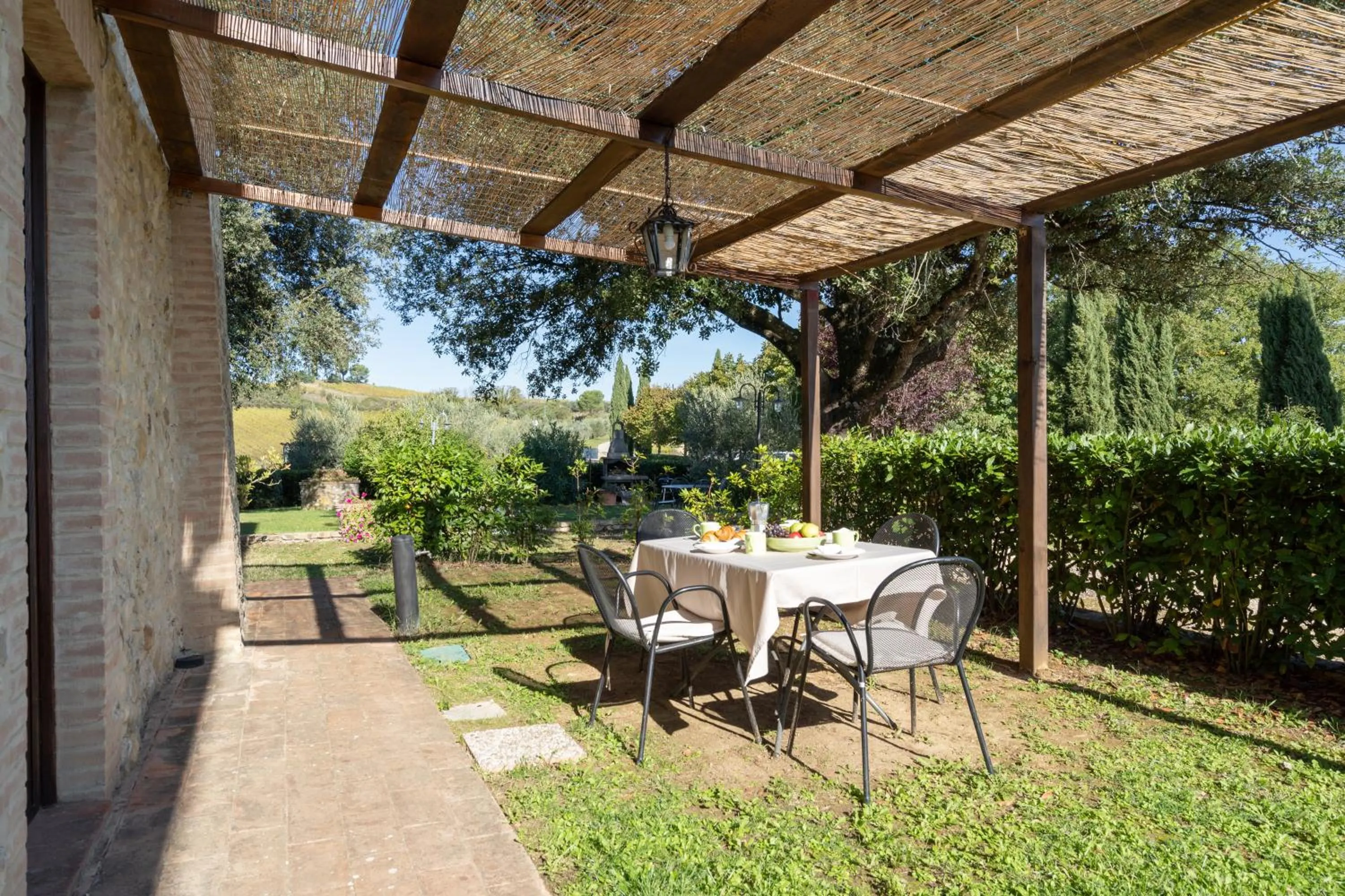 Patio in Le Rocche Di Valiano