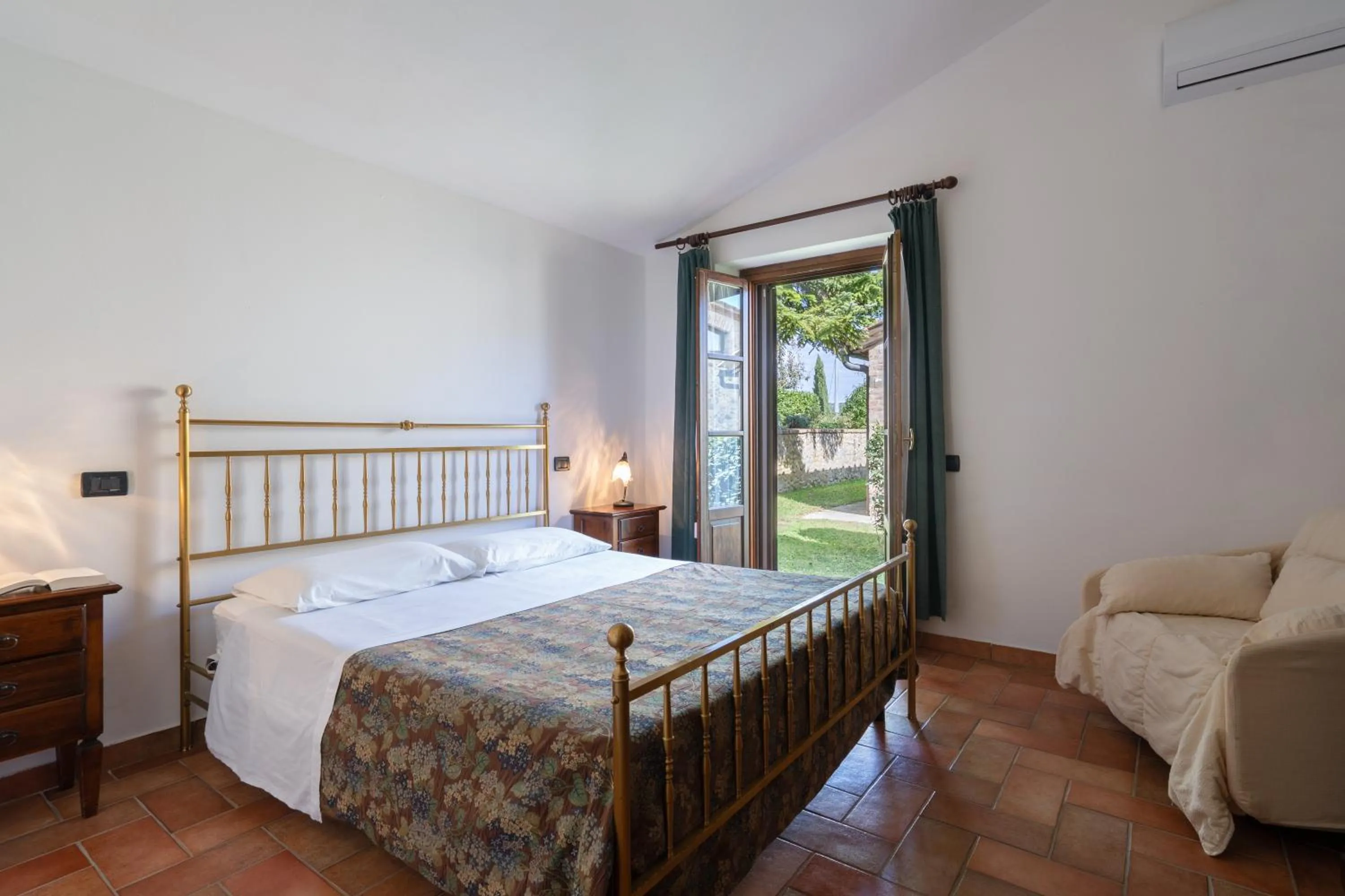 Bedroom, Bed in Le Rocche Di Valiano