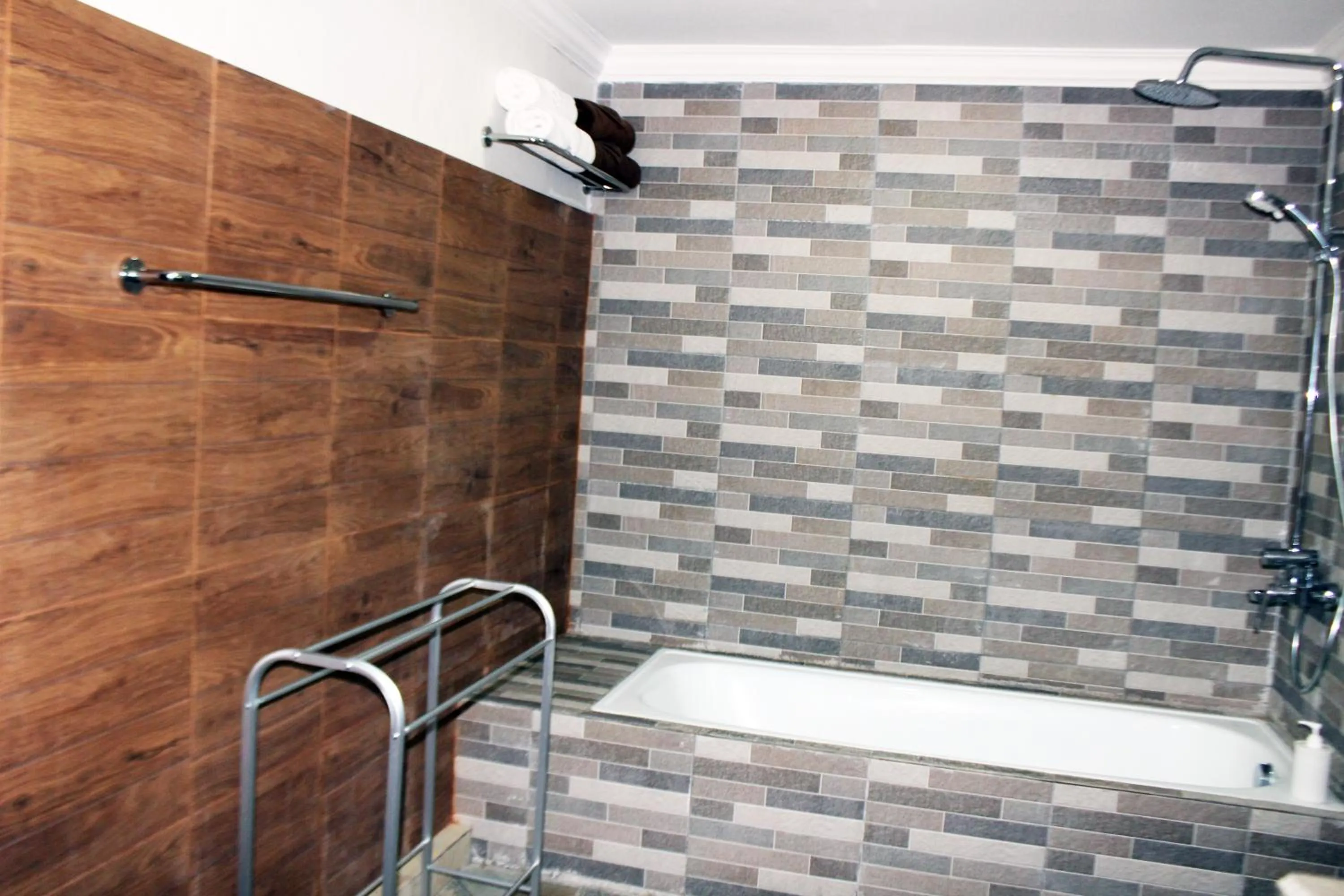 Bath in Balimas Guest House