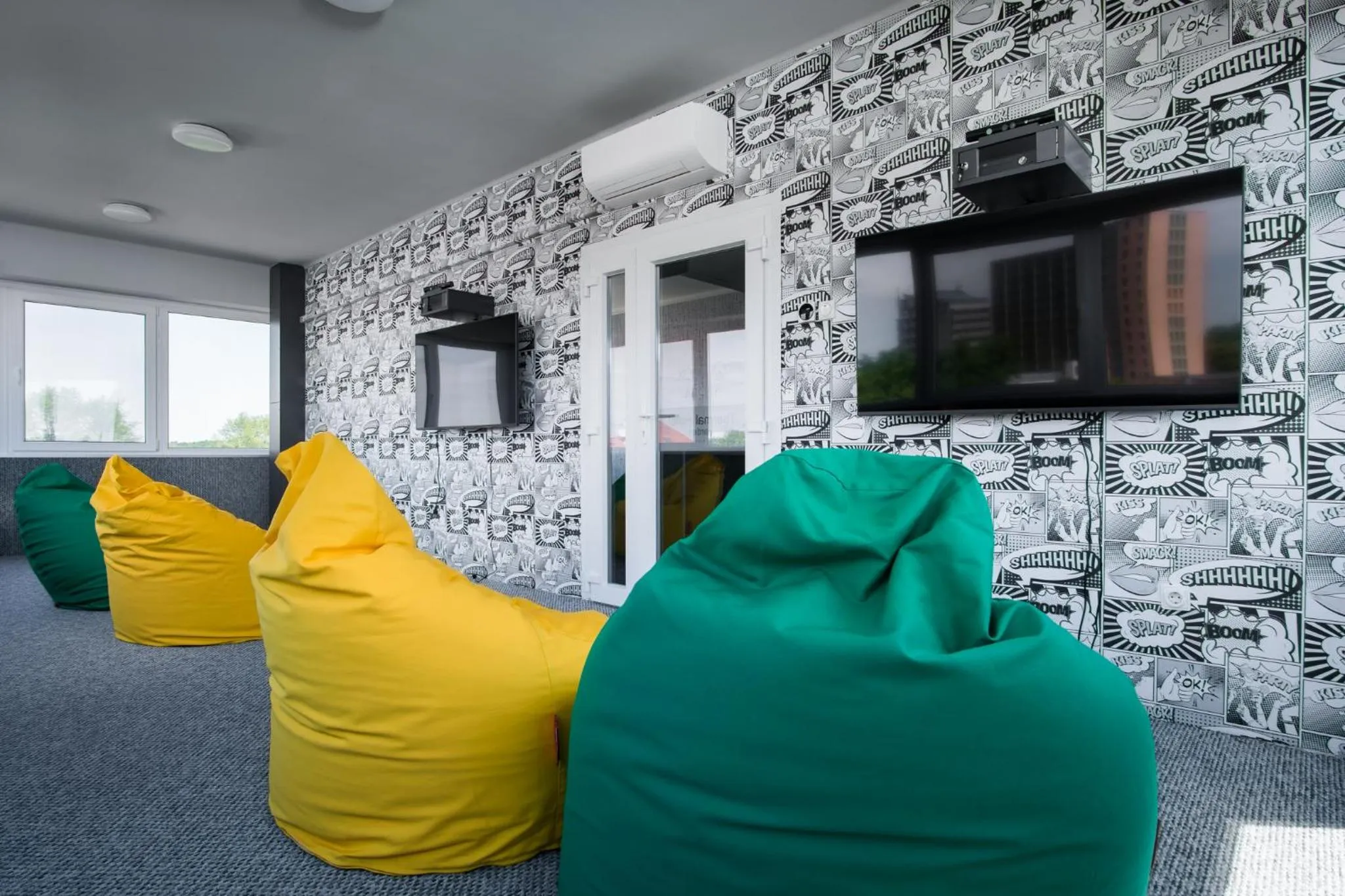 Game Room in Thermal Hotel Garden