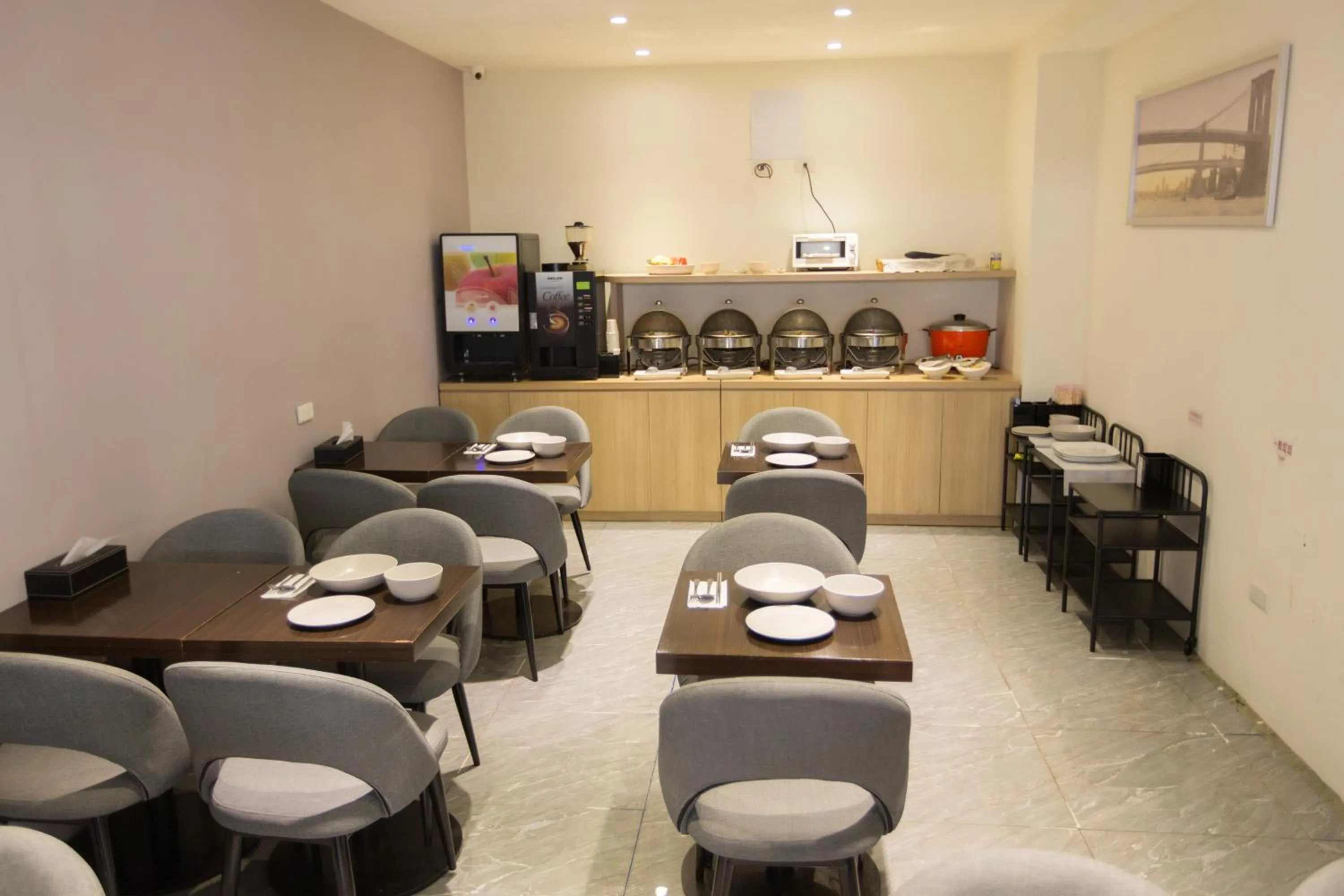 Breakfast in Tag inn