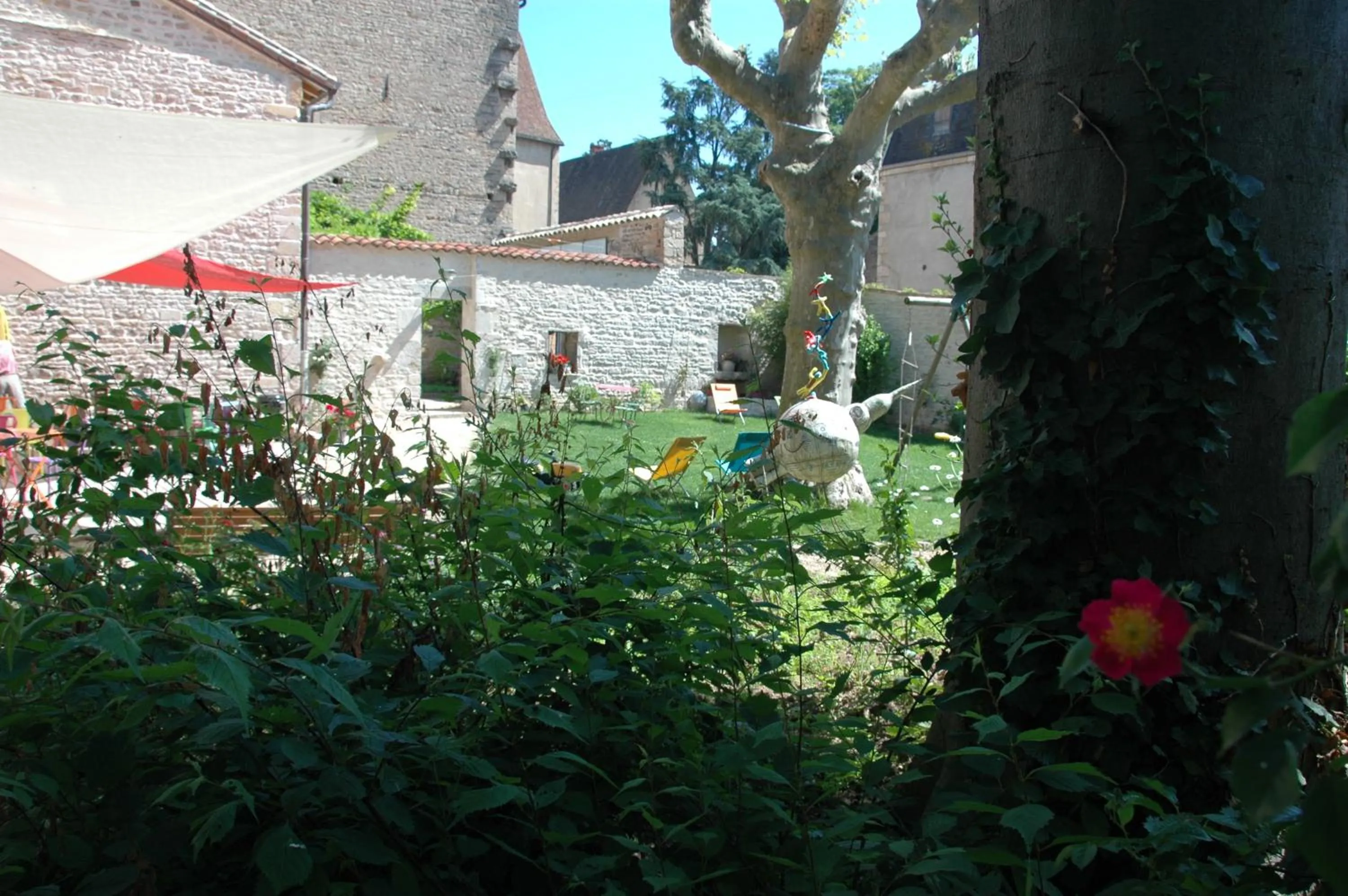 Day in Le Clos de l'Abbaye