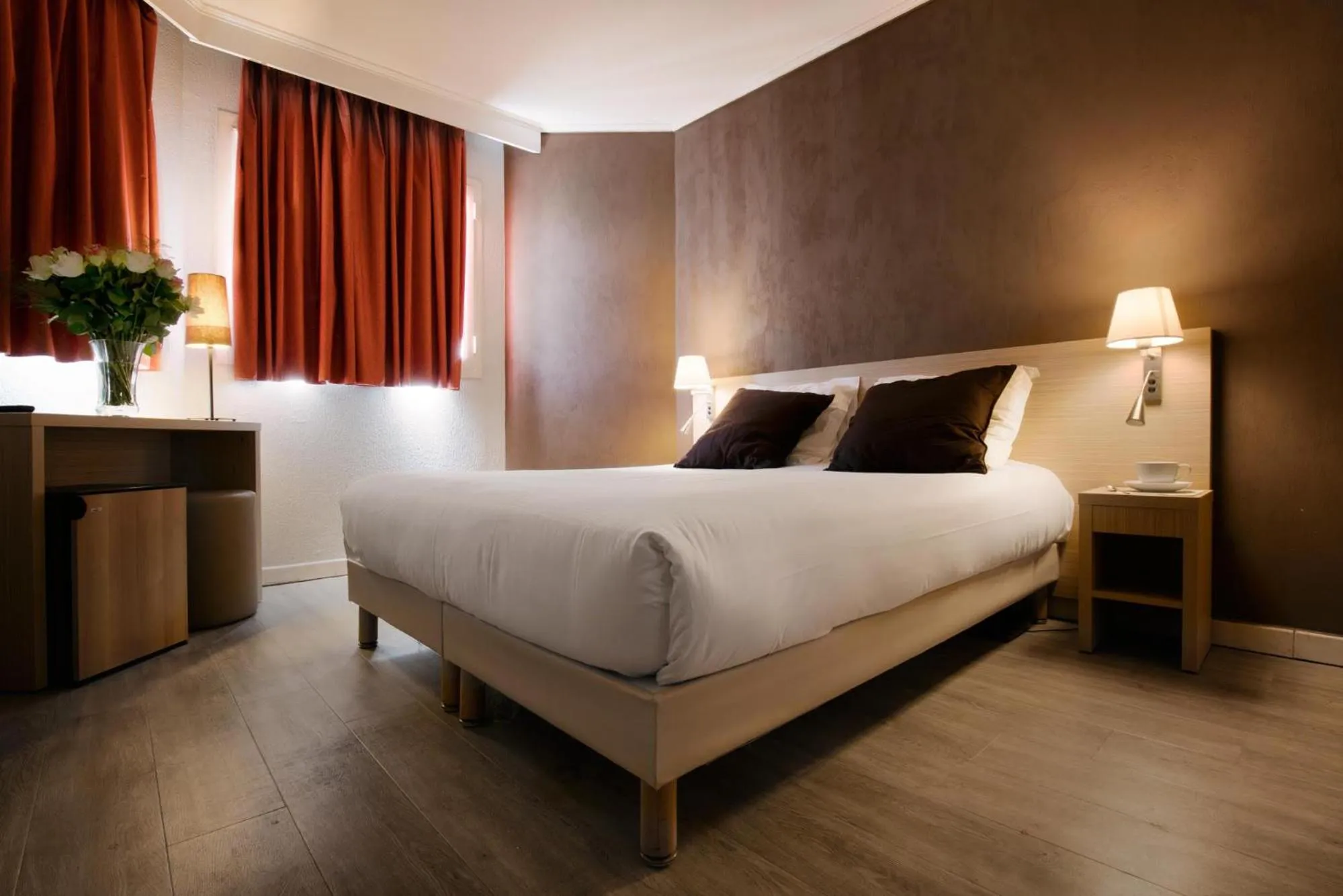 Bed in Hôtel de l'Étoile