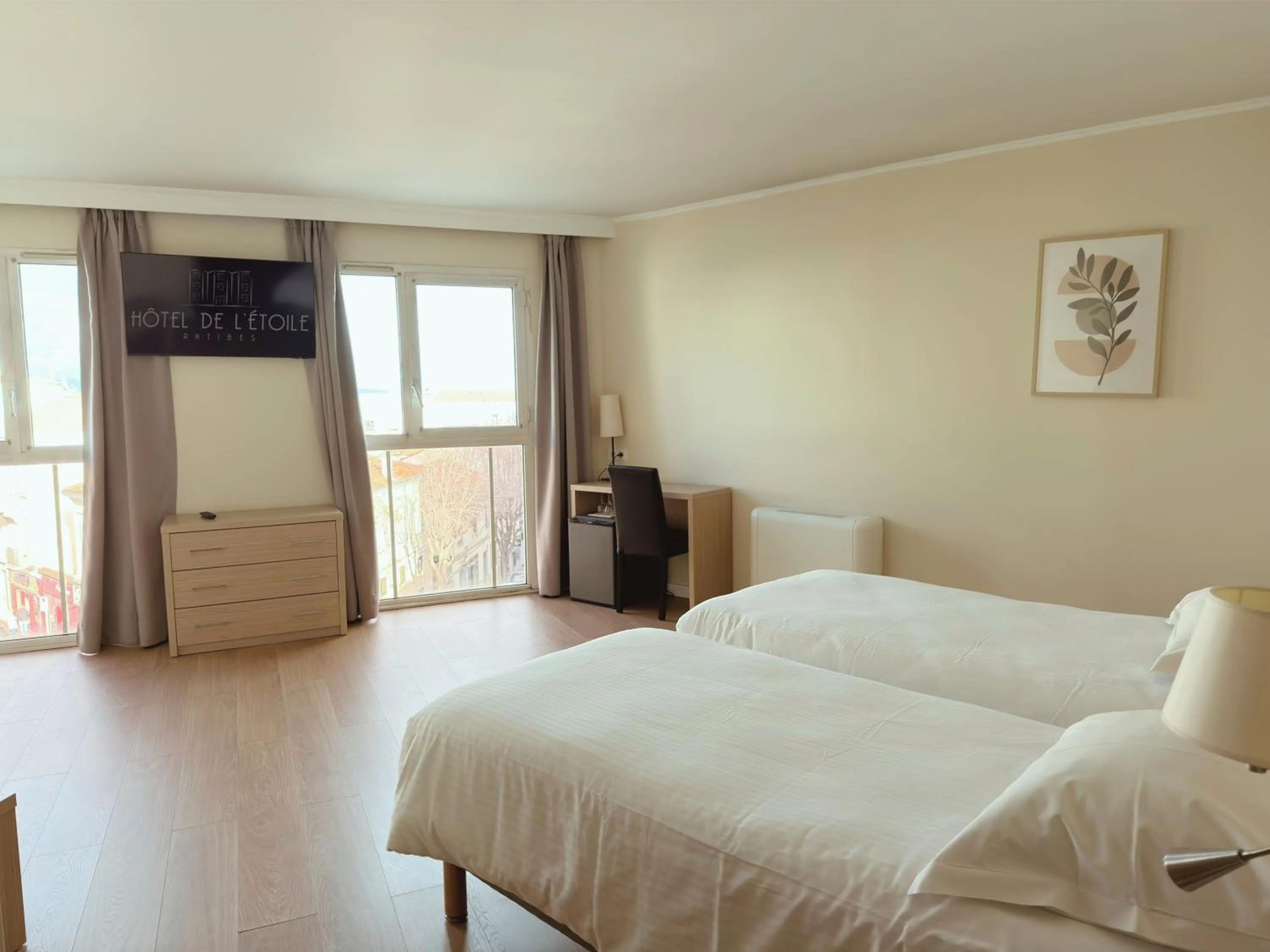 Bed in Hôtel de l'Étoile