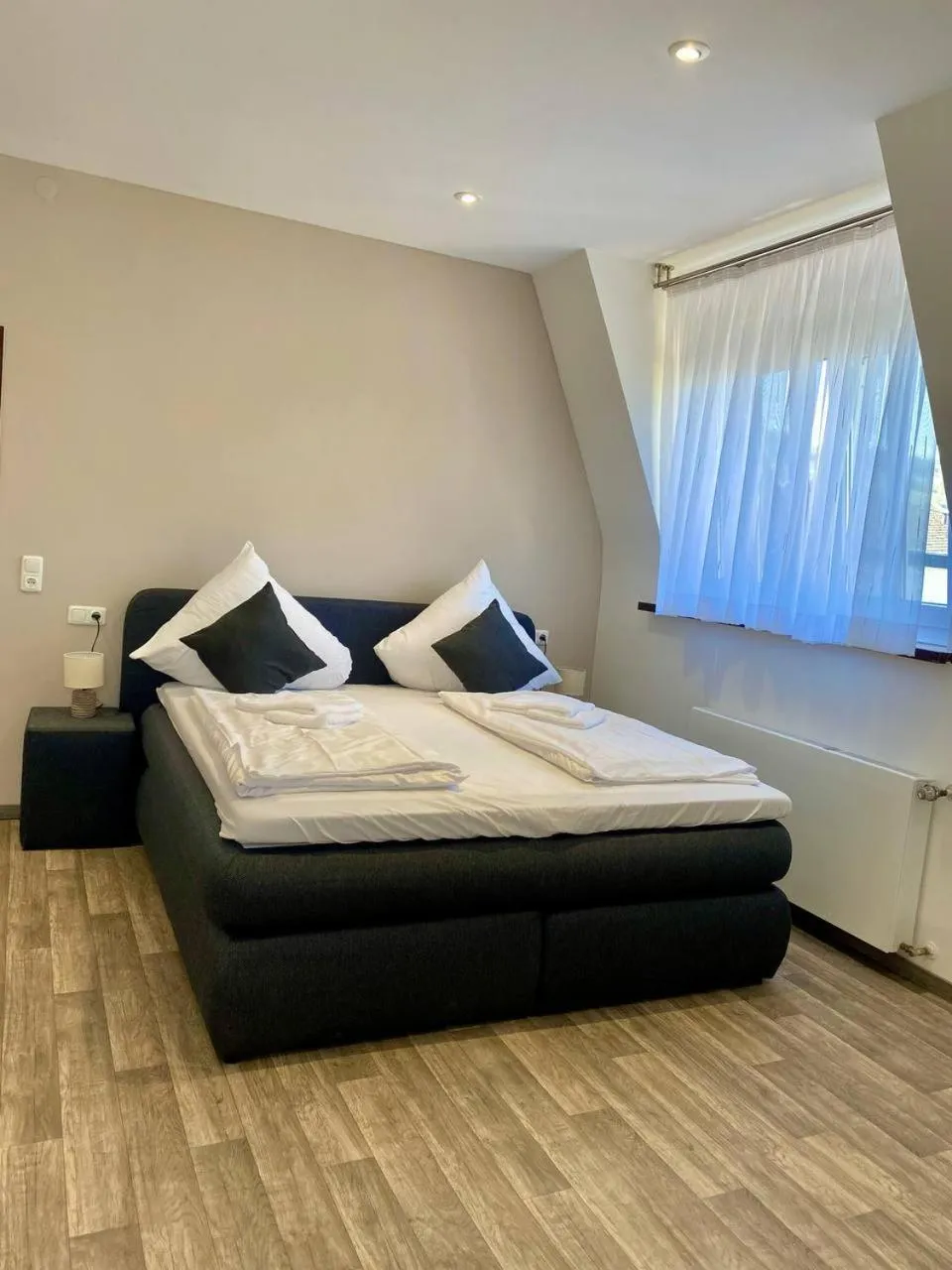 Bed in Hotel Krone Riesling