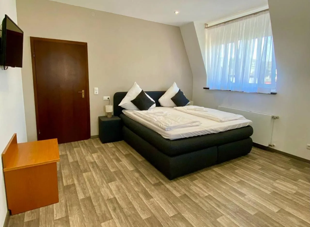 Bed in Hotel Krone Riesling